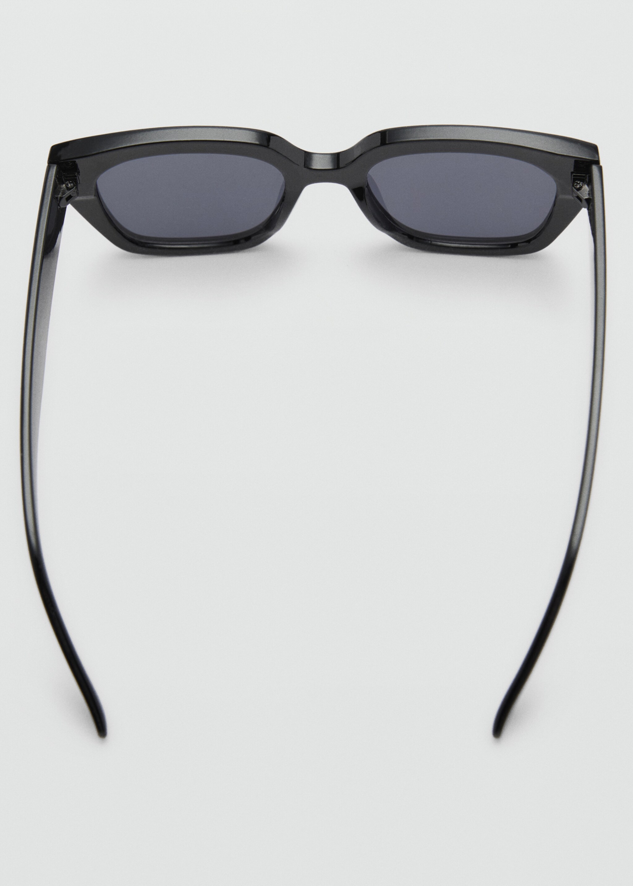 Resin frame sunglasses - Details of the article 1, Black. Ref: 87050231-00.