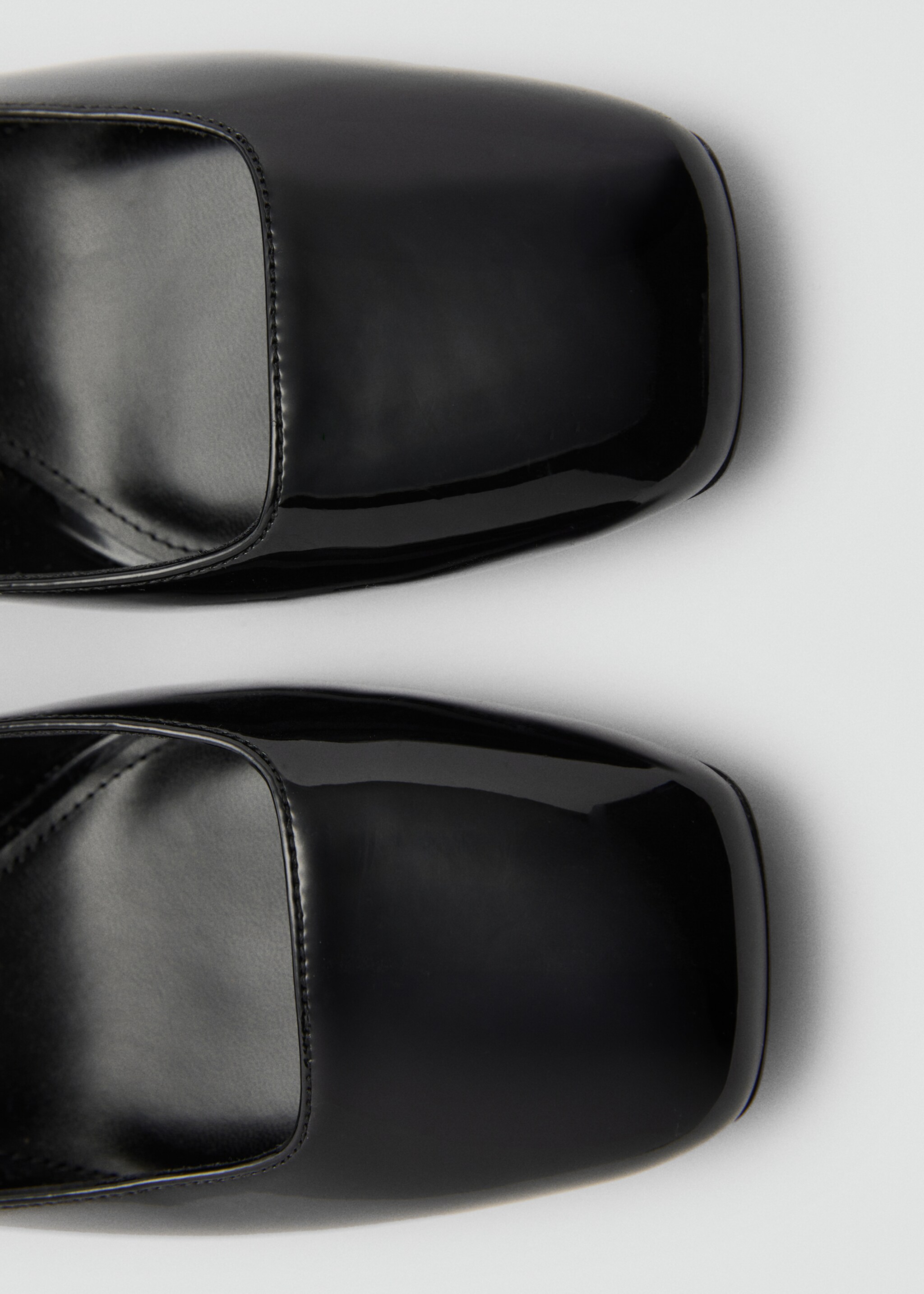 Patent-effect stiletto-heel shoes - Details of the article 2, Black. Ref: 87050247-00.