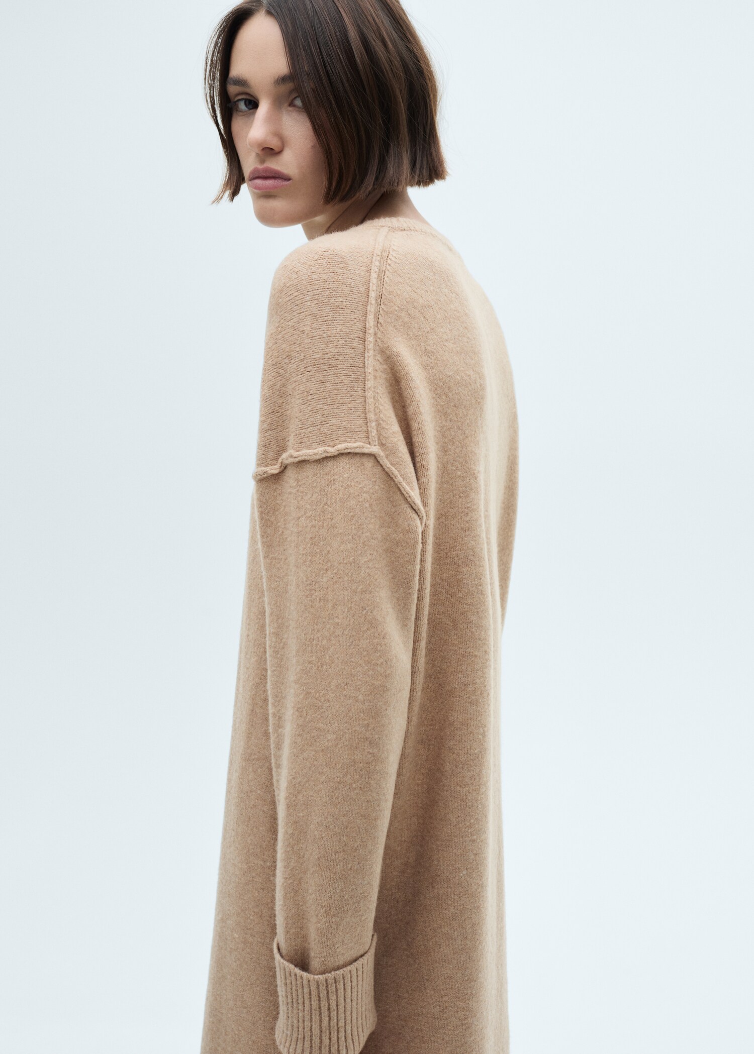 Gebreide jurk met geribde afwerkingen - Detail van het artikel 1