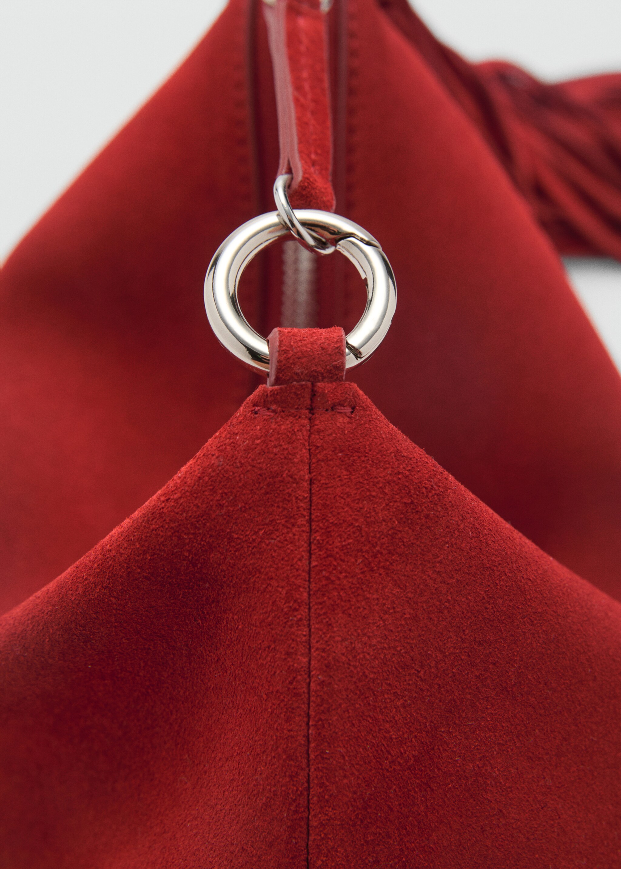 Leather handbag with fringes - Details of the article 1, Red. Ref: 87050354-00.