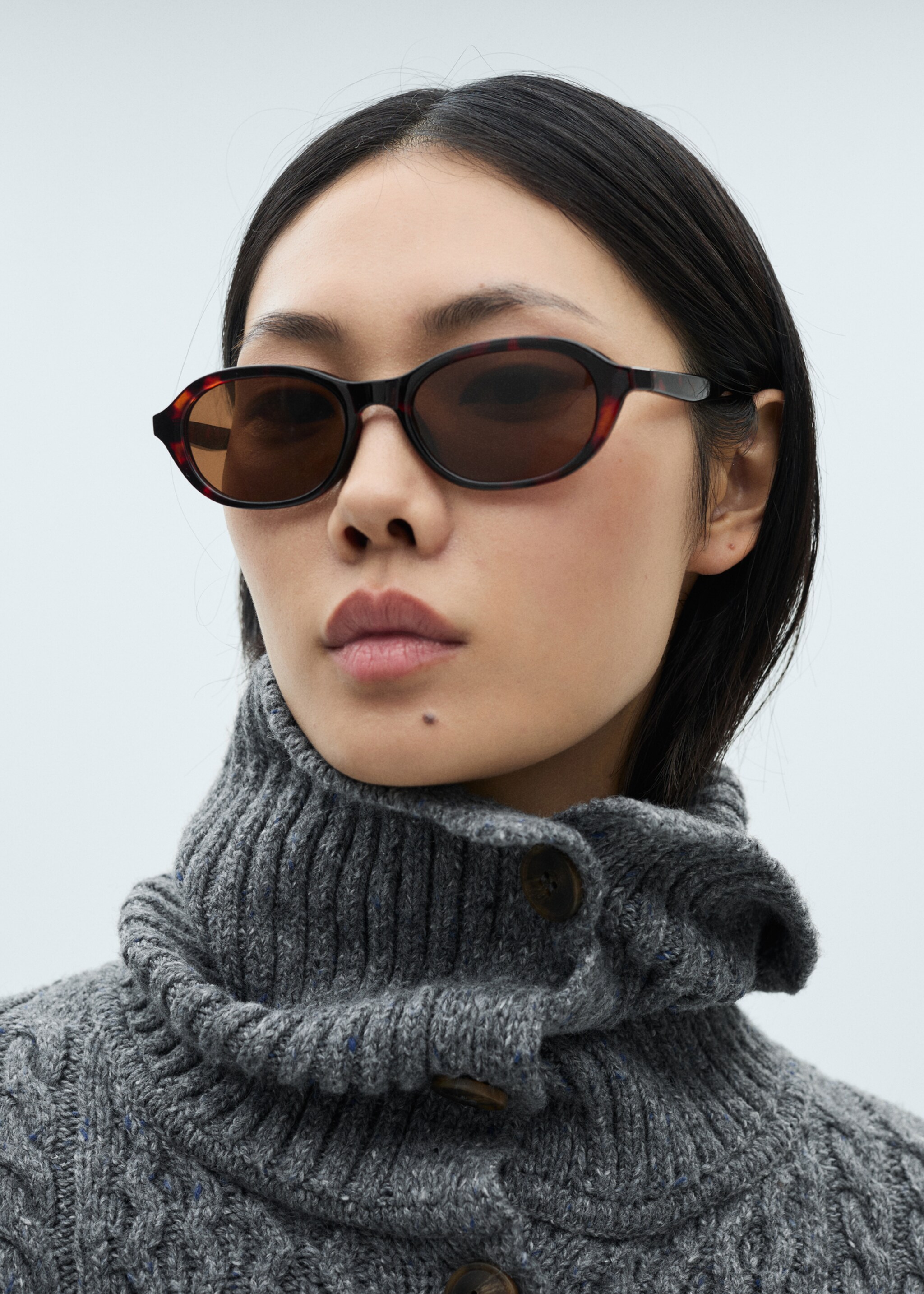 Cabled heather cardigan - Details of the article 1, Grey. Ref: 87050367-00.