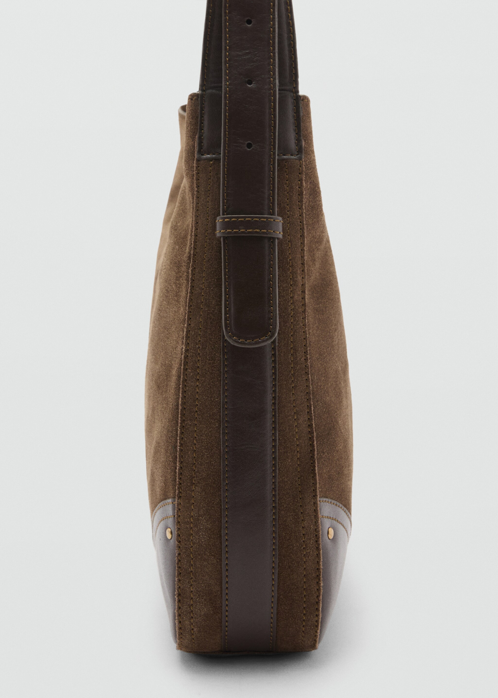 100% split leather bag with buckle - Details of the article 1, Khaki. Ref: 87050417-00.