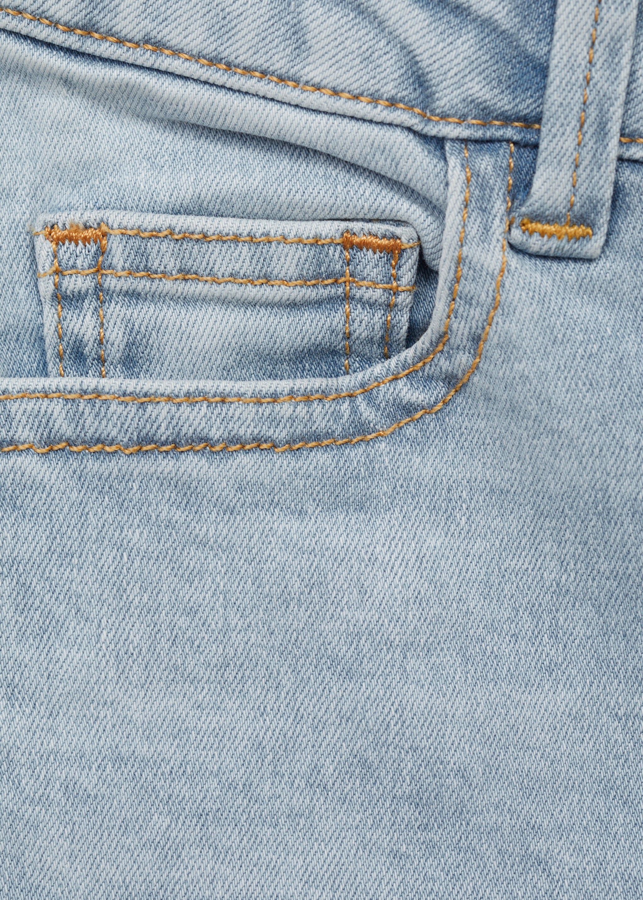 Buttons flare jeans - Details of the article 8, Light Blue. Ref: 87050423-00.