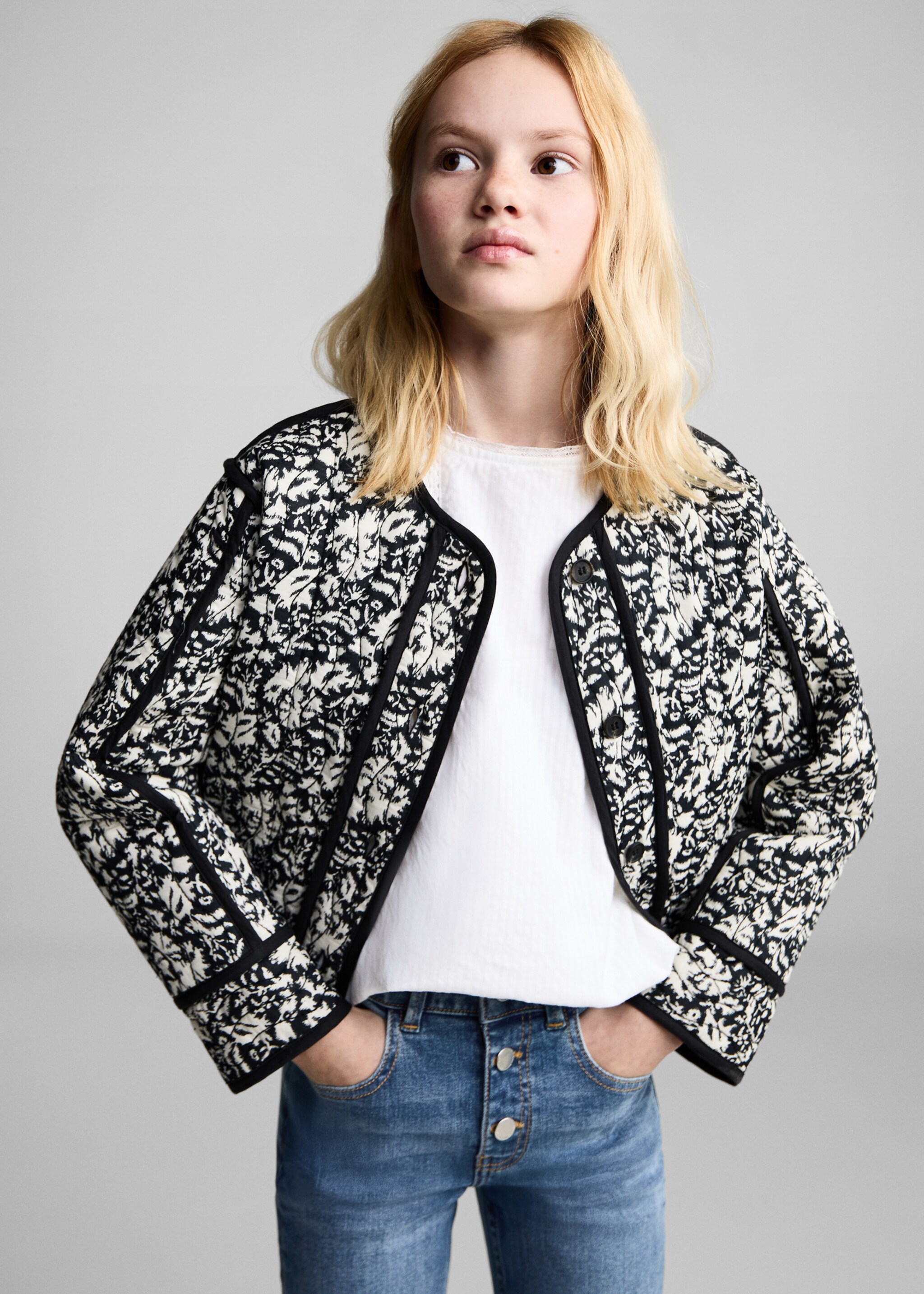 Jeans flare botones - Plano medio, Azul medio. Ref: 87050423-00.