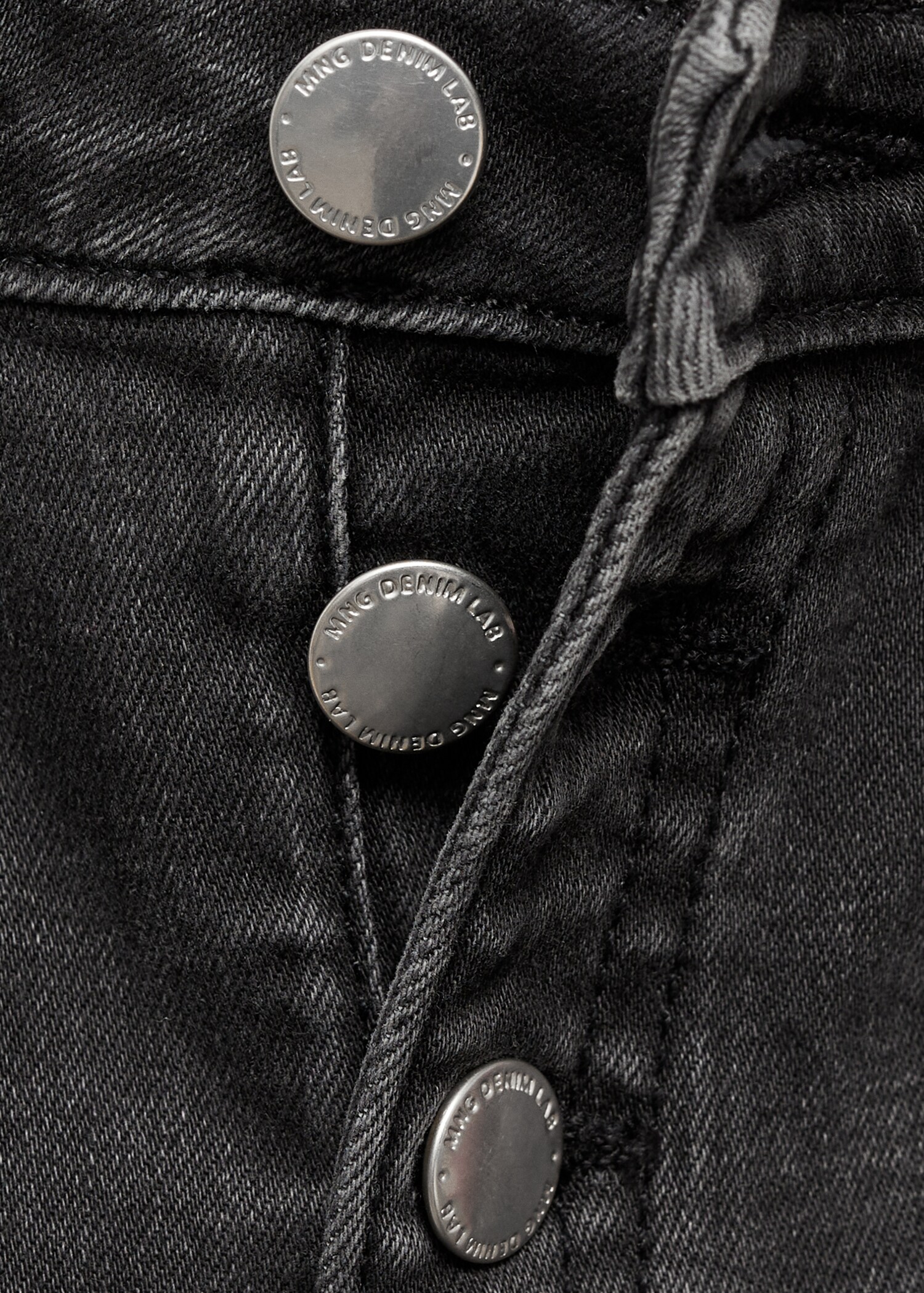 Buttons flare jeans - Details of the article 8
