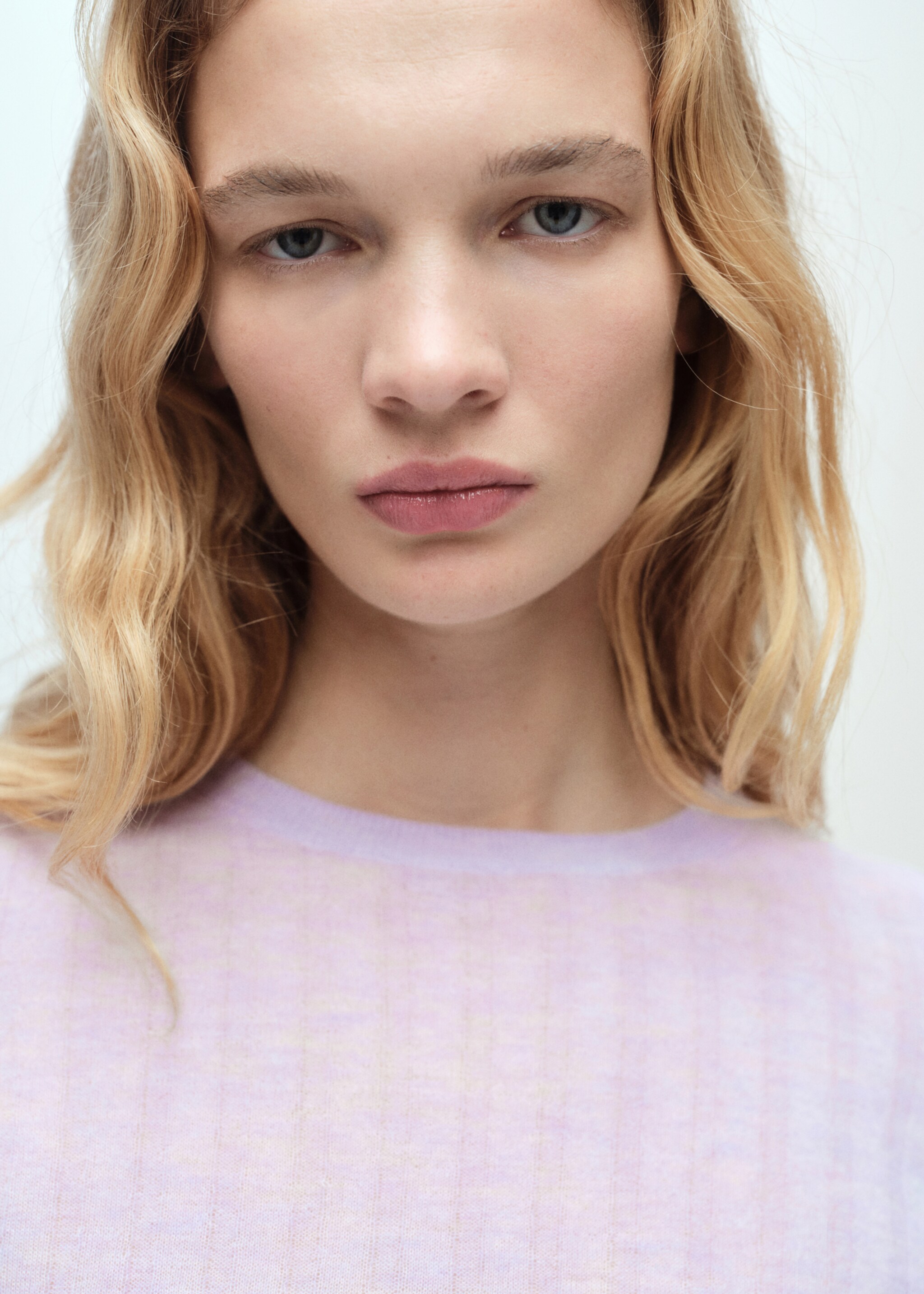 Ribbstickad tröja rund ringning - Detaljer om artikeln 1, Ljus/ pastell lila. Ref: 87050426-00.