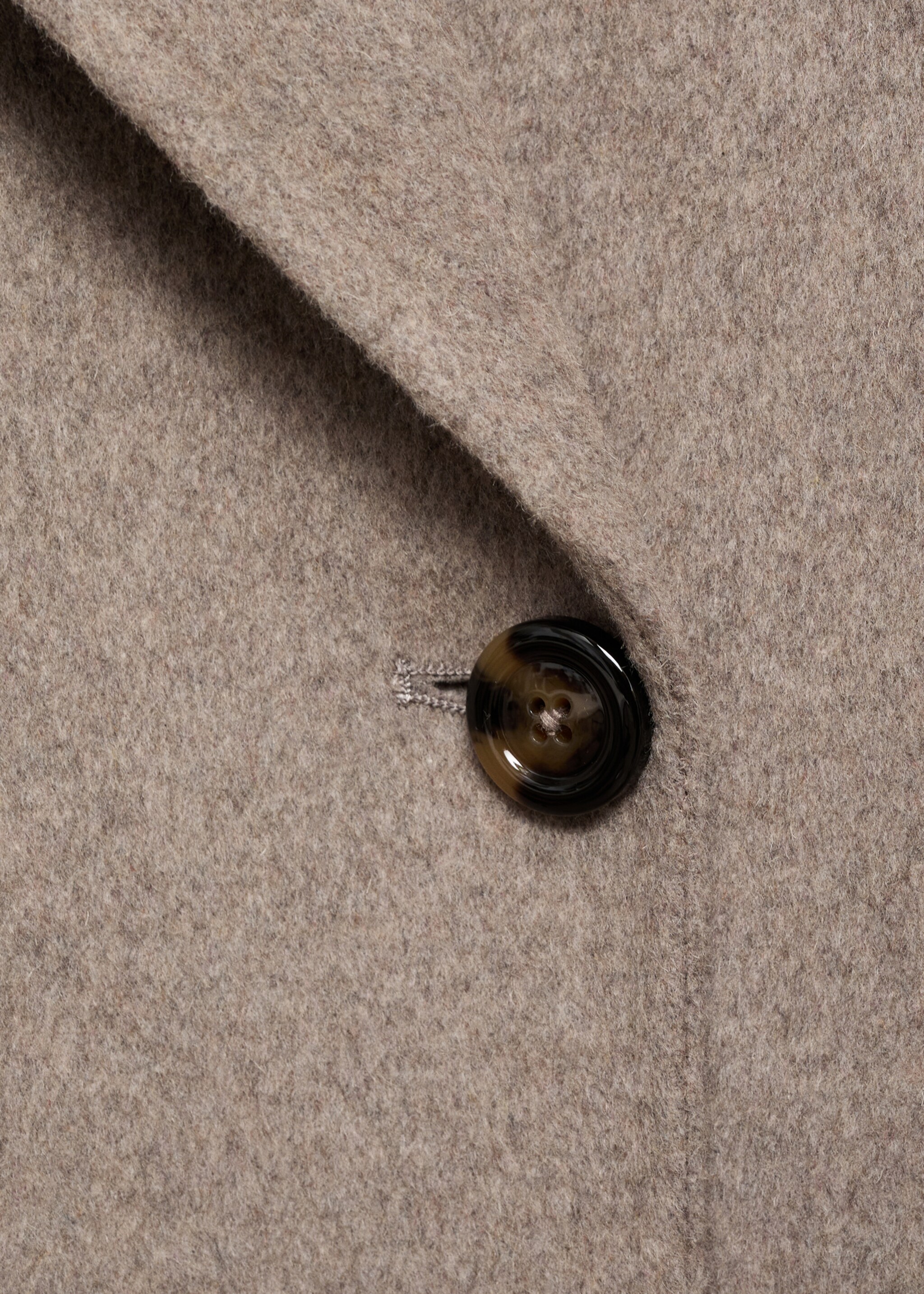 Oversize handmade long coat - Details of the article 8, Medium Brown. Ref: 87050427-00.