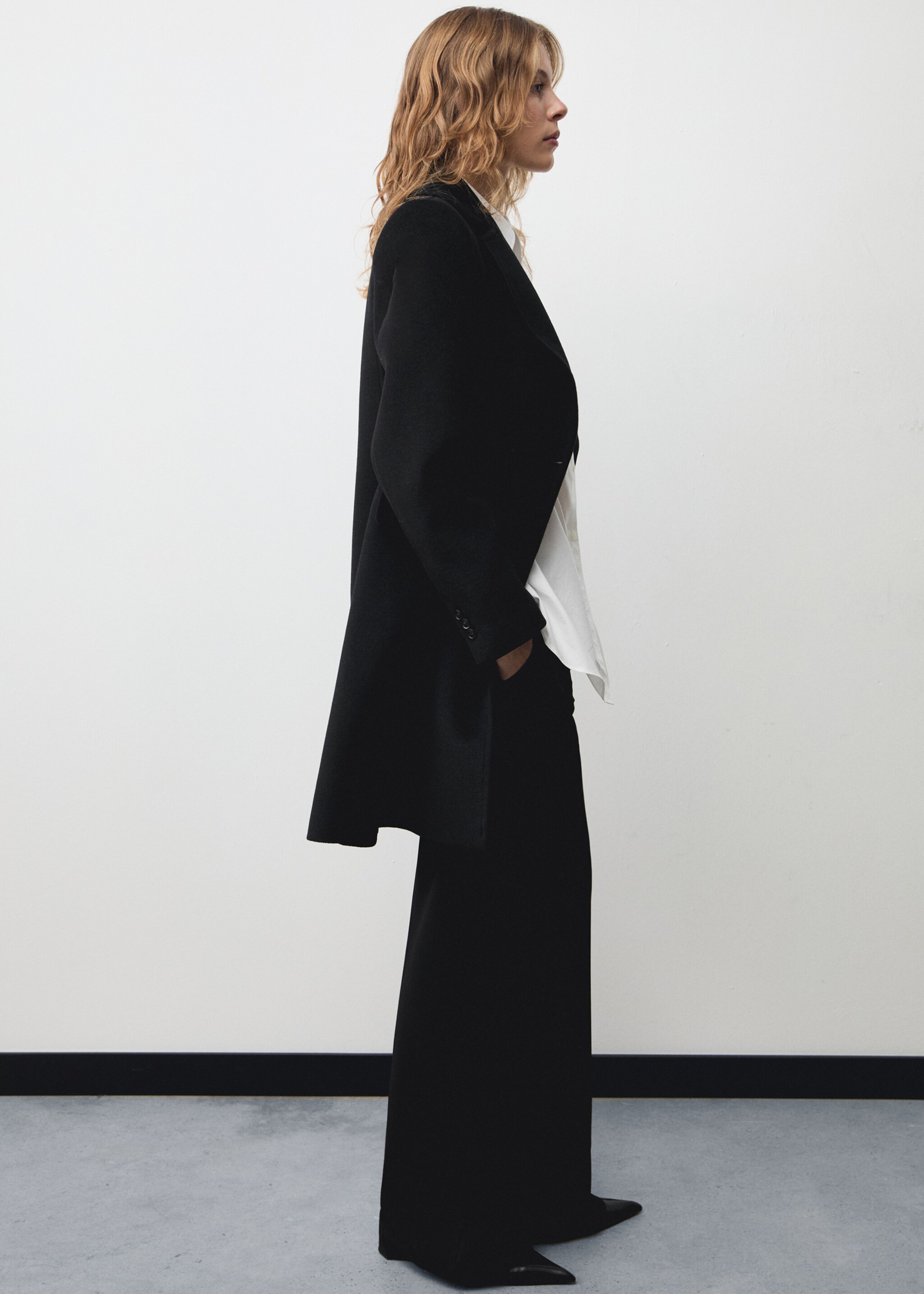 Double-breasted midi wool coat - Details of the article 2, Black. Ref: 87050428-00.