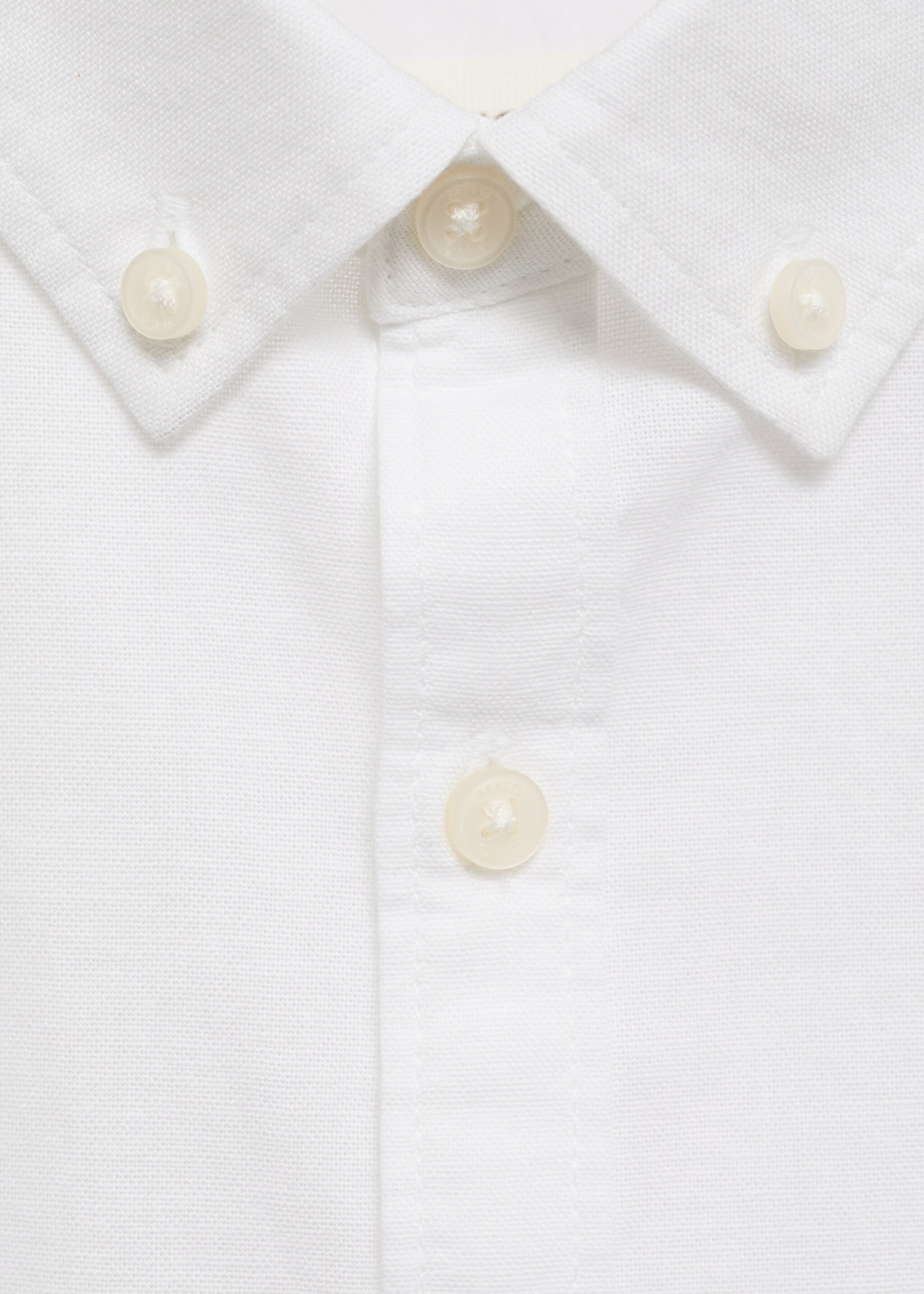100% cotton Oxford shirt - Details of the article 8, White. Ref: 87050431-00.