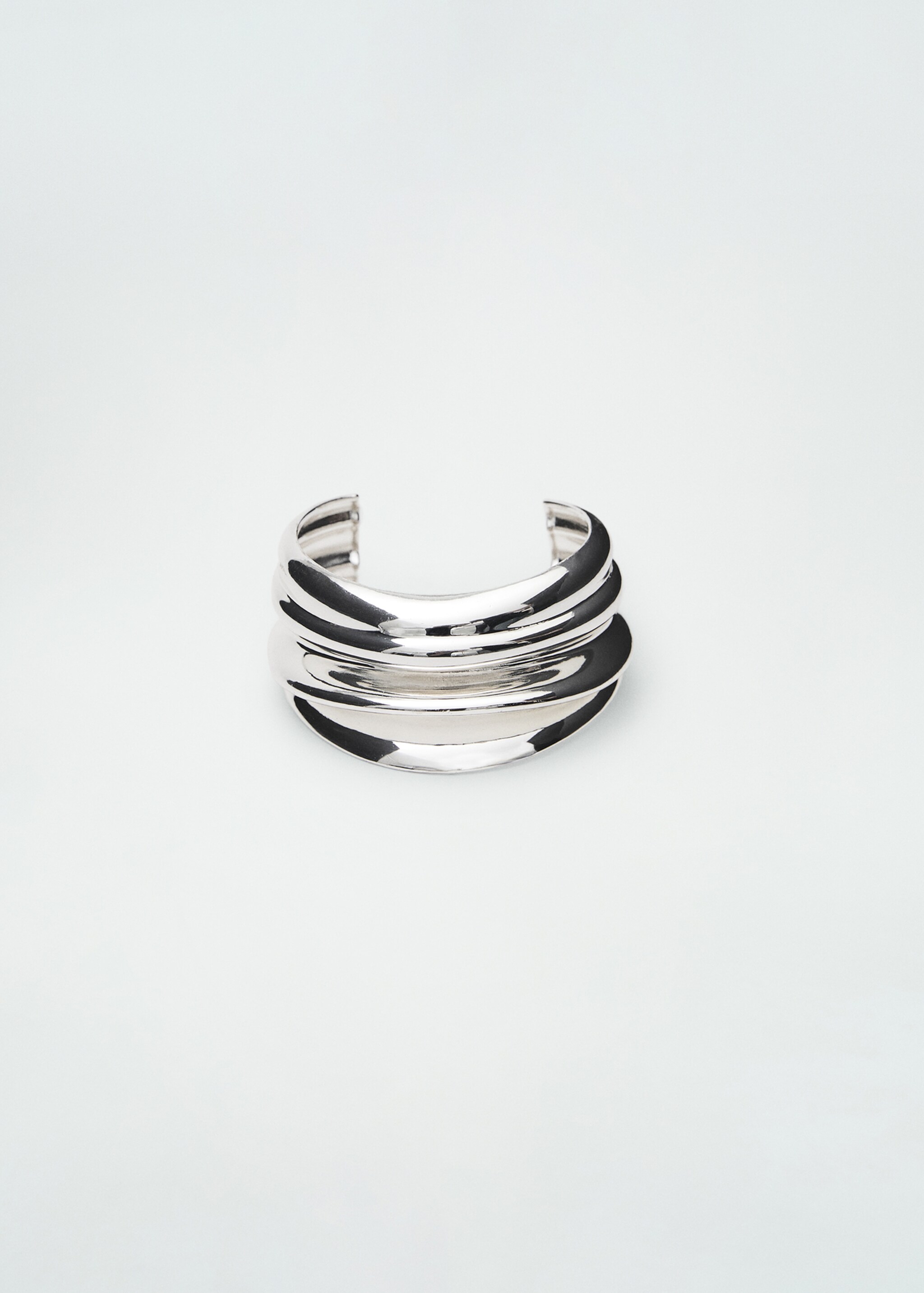Maxi-bracelet à relief - Article sans modèle, Argent. Ref: 87050452-00.