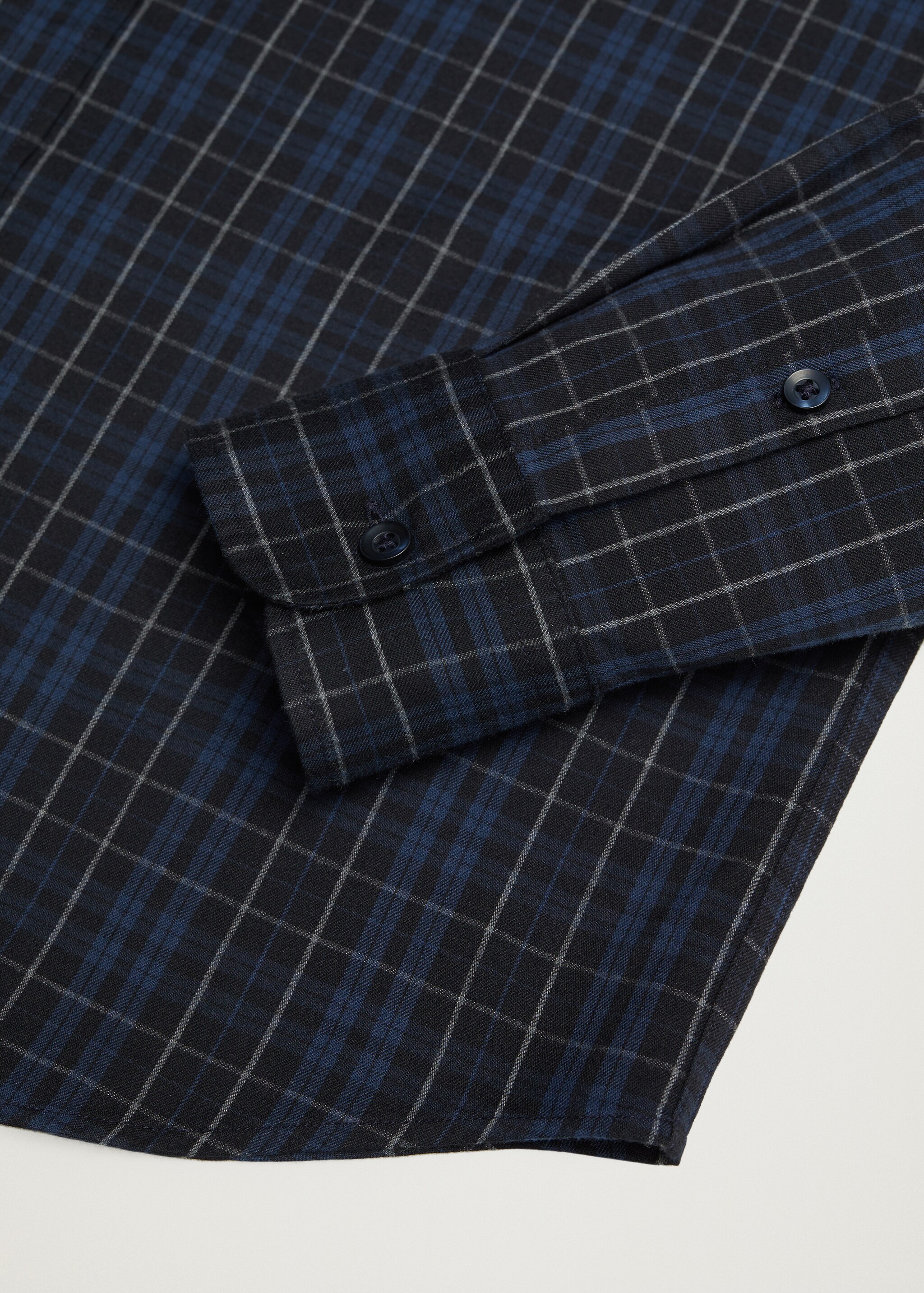 Kariertes Regular Fit-Hemd aus Flanell - Detail des Artikels 7