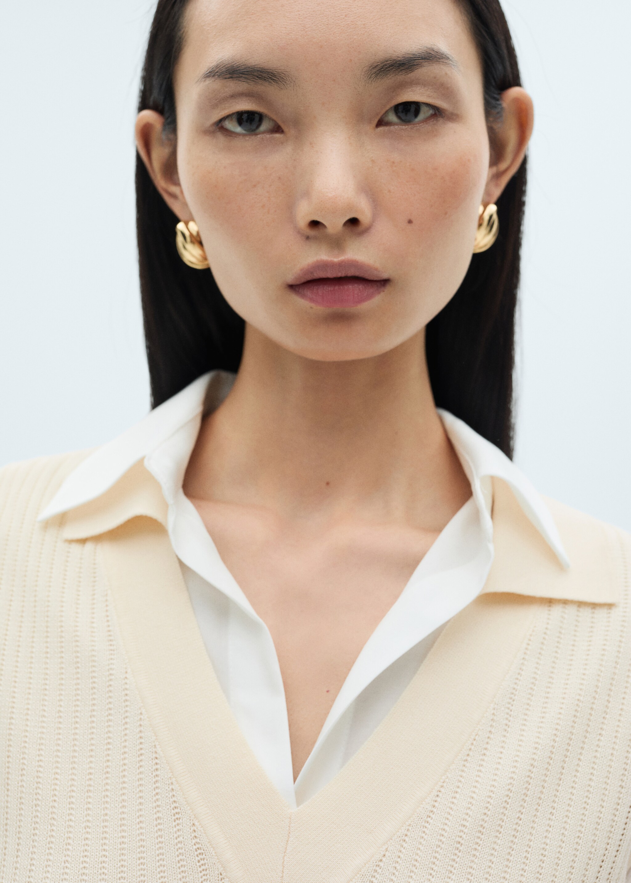 Gilet maille poches contrastées - Détail de l'article 1, Écru. Ref: 87050586-00.