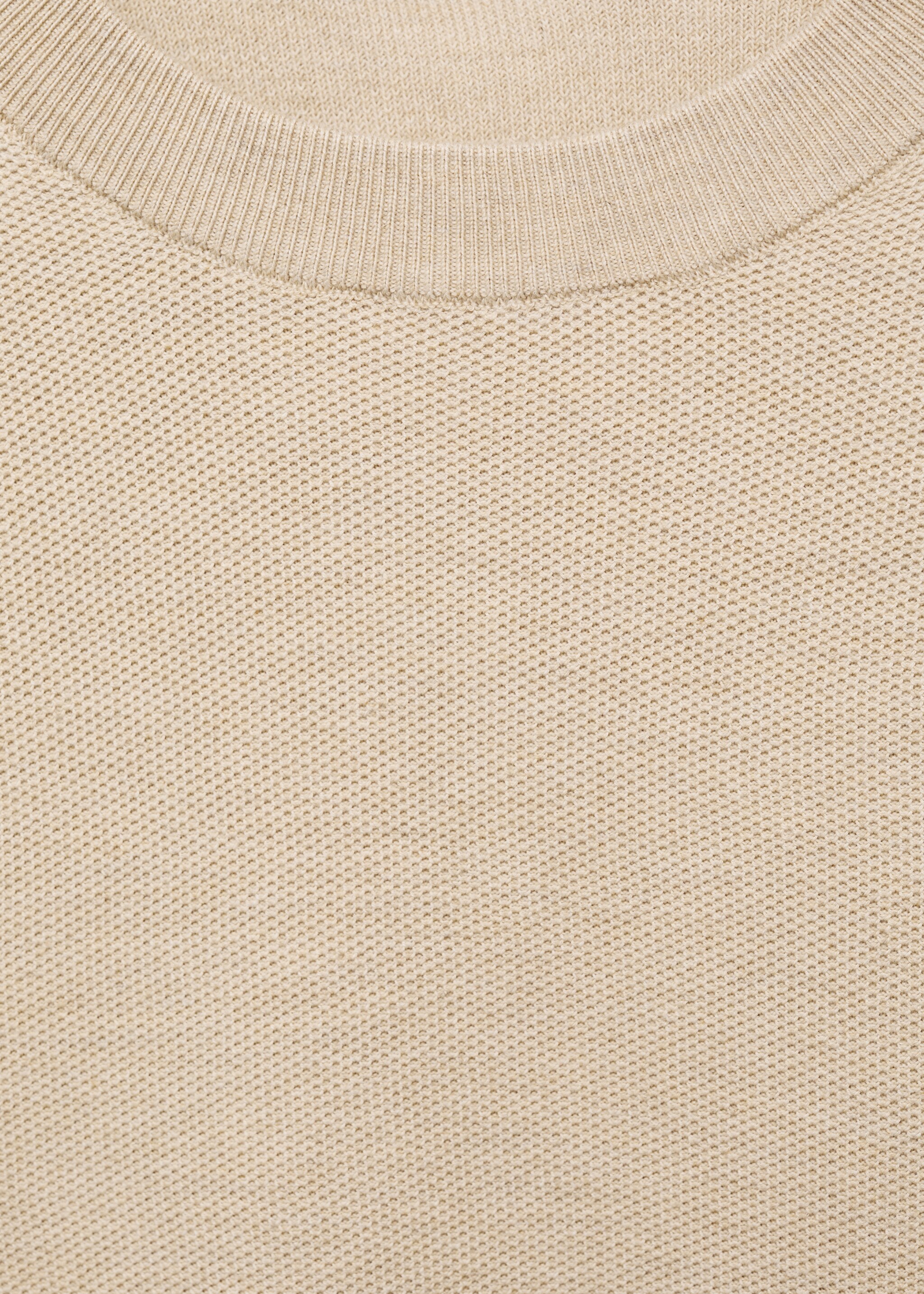 Microstructured cotton knitted sweater - Details of the article 8, Sand. Ref: 87050599-00.