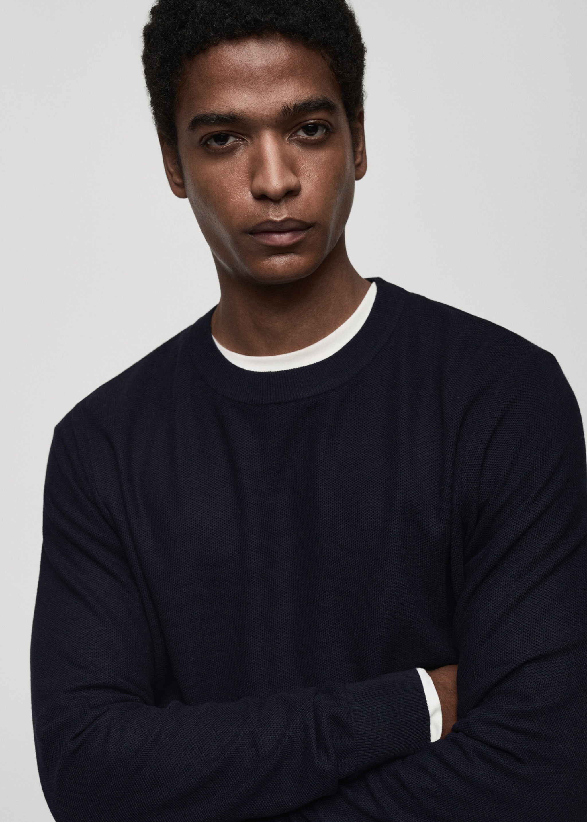 Microstructured cotton knitted sweater - Details of the article 1, Dark Navy. Ref: 87050599-00.