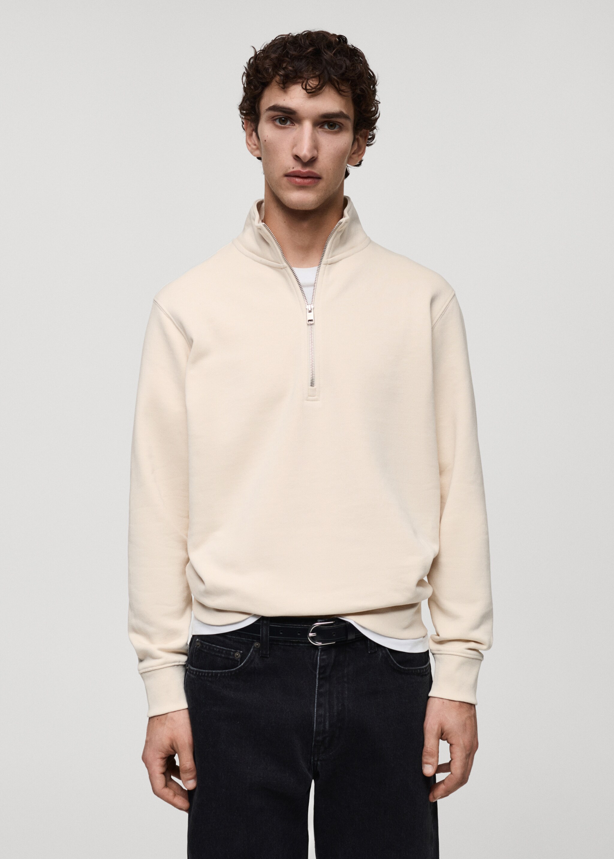 Regular-Fit-Sweatshirt mit Zip-Kragen - Mittlere Ansicht, Ecru. Ref: 87050601-00.