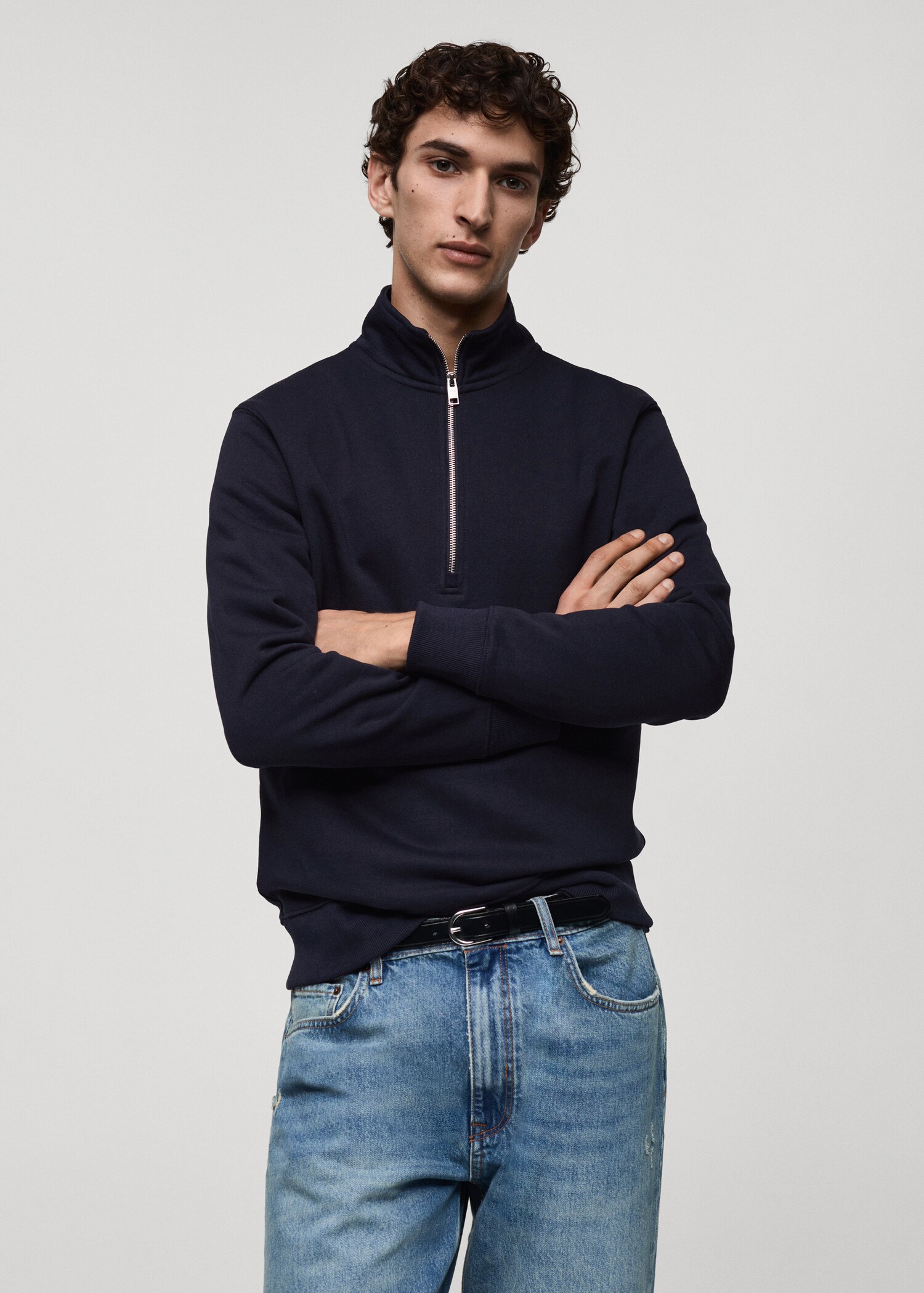 Regular-Fit-Sweatshirt mit Zip-Kragen - Mittlere Ansicht