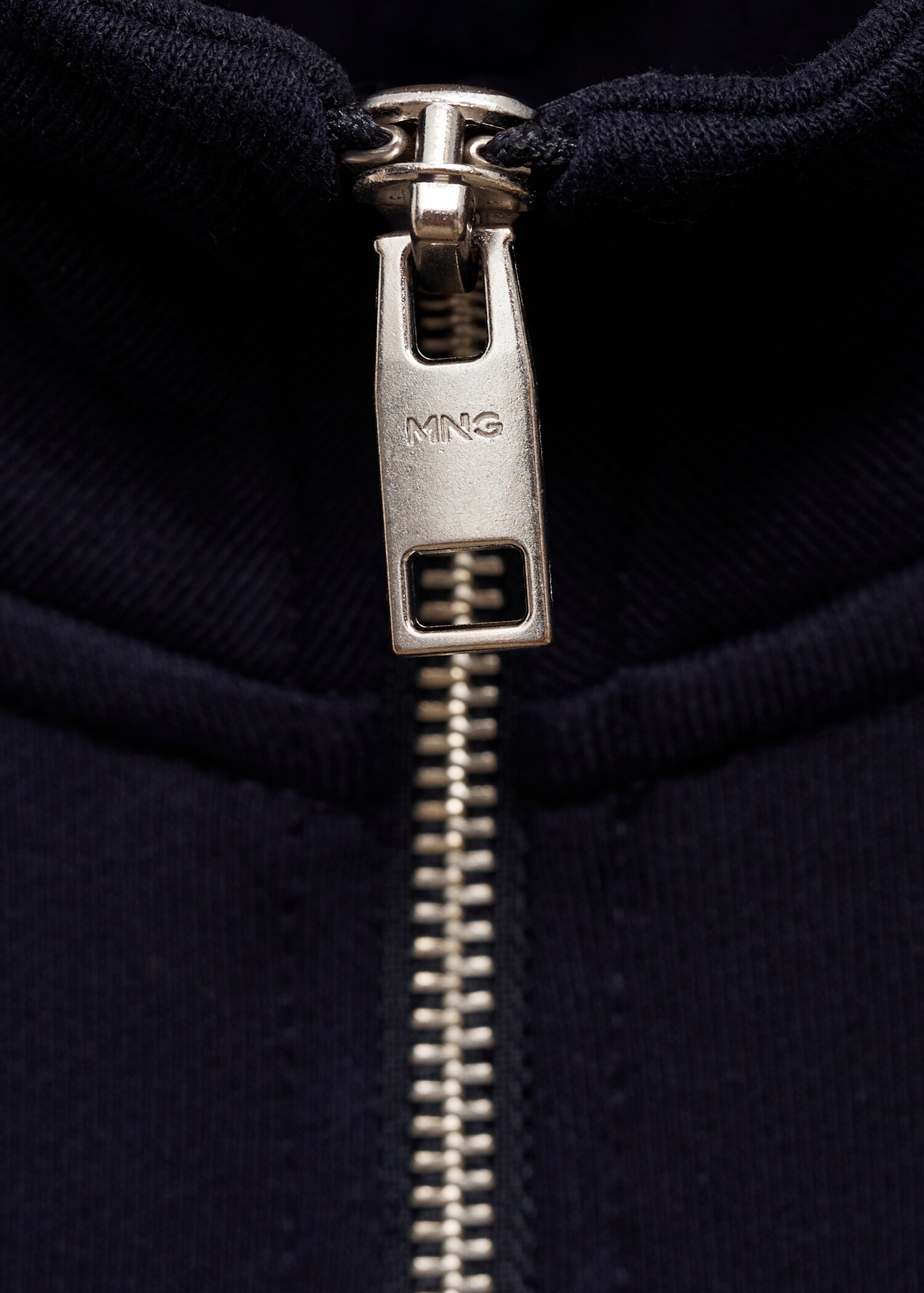 Regular-Fit-Sweatshirt mit Zip-Kragen - Detail des Artikels 8
