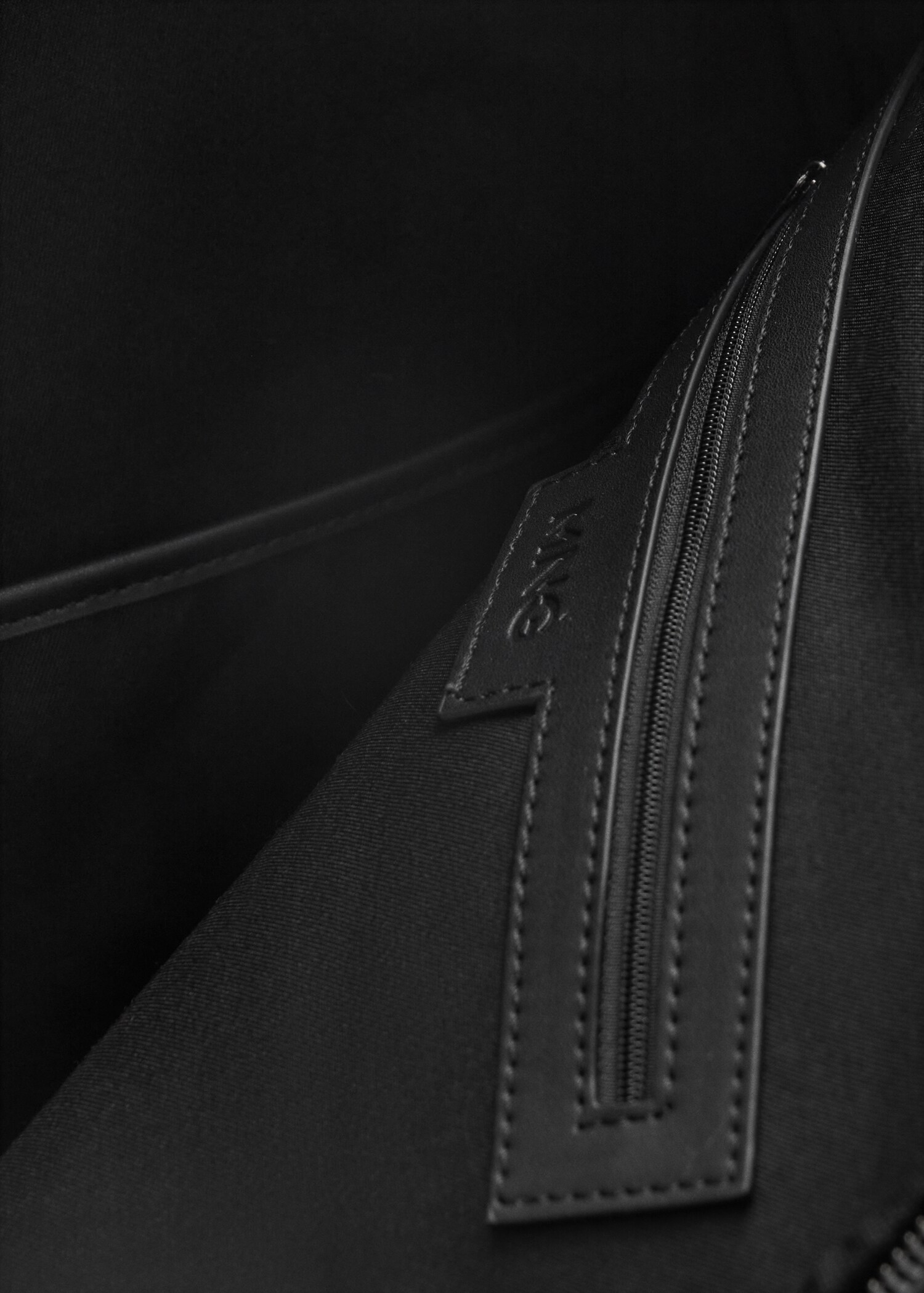 Leather-effect backpack - Details of the article 3
