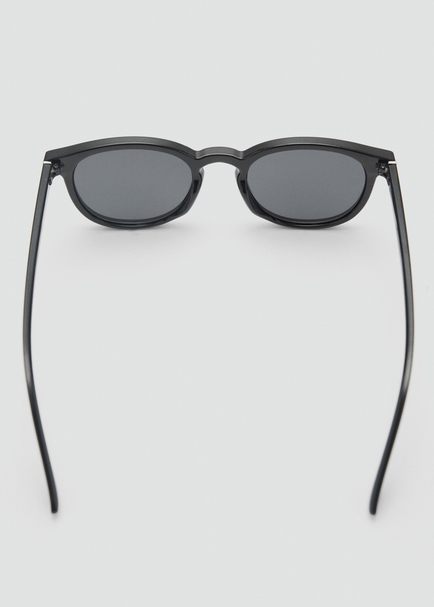 Sonnenbrille mit rundem Gestell - Detail des Artikels 1
