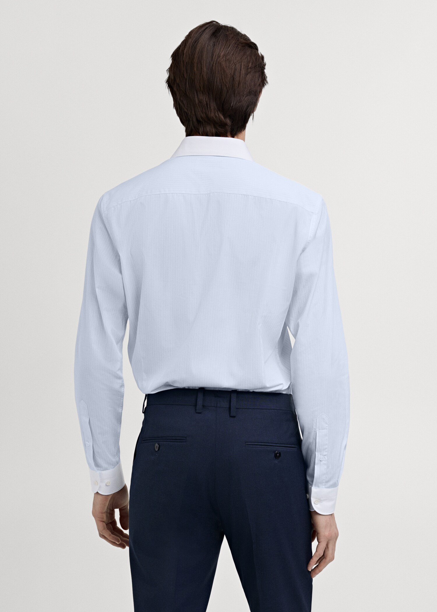 Striped suit shirt with contrasting collar - Reverse of the article