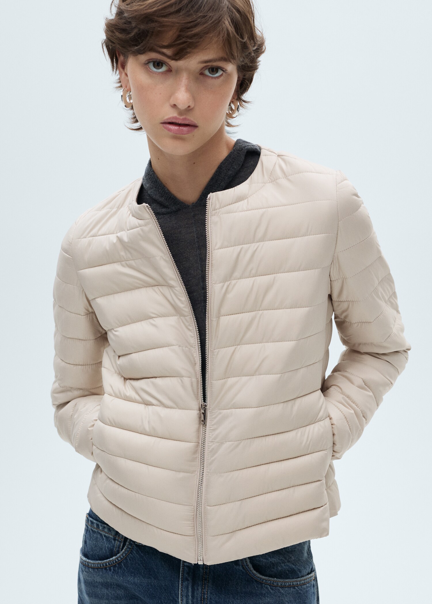 Short padded anorak with pockets - Details of the article 6