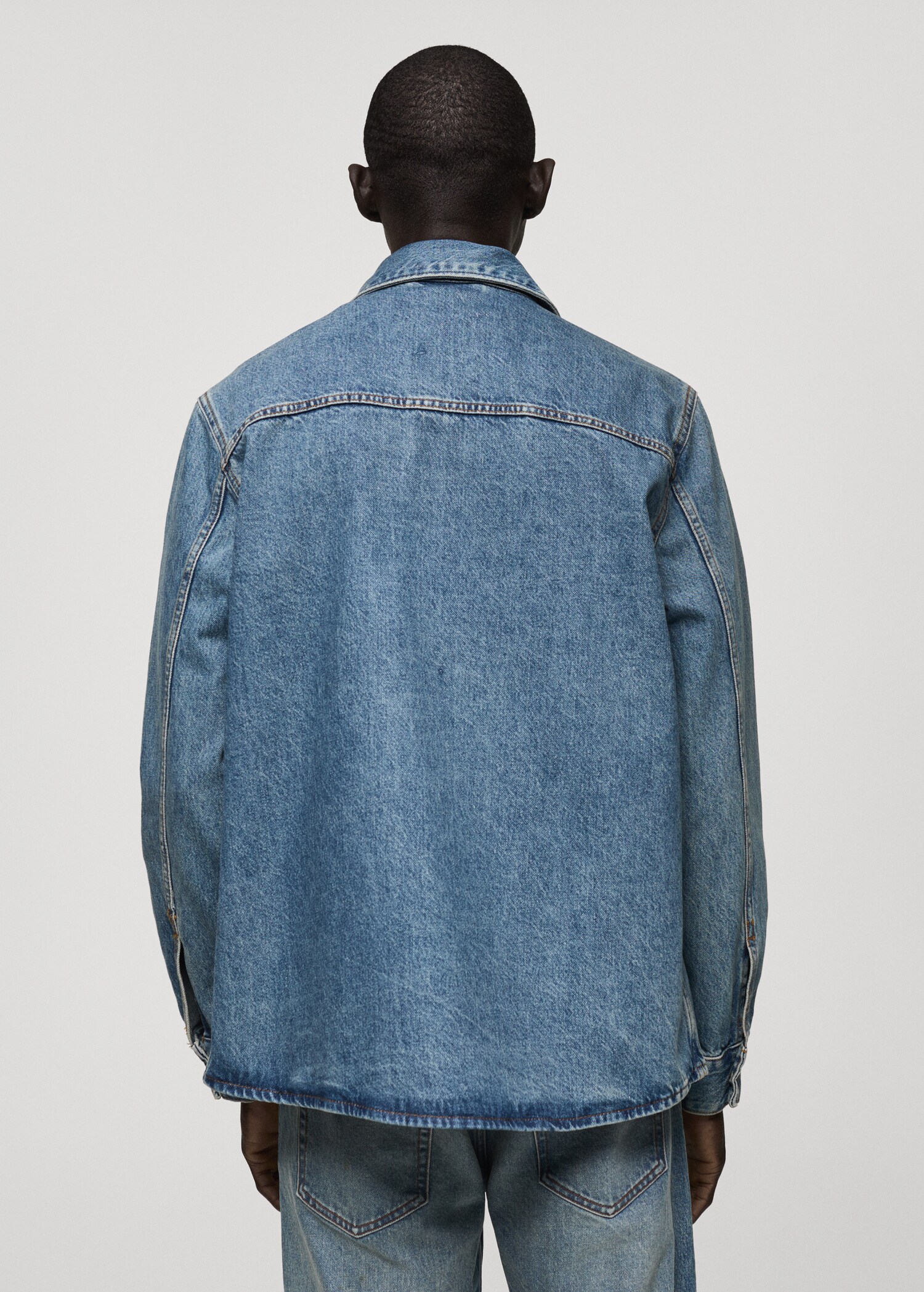 Pocket denim overshirt - Reverse of the article