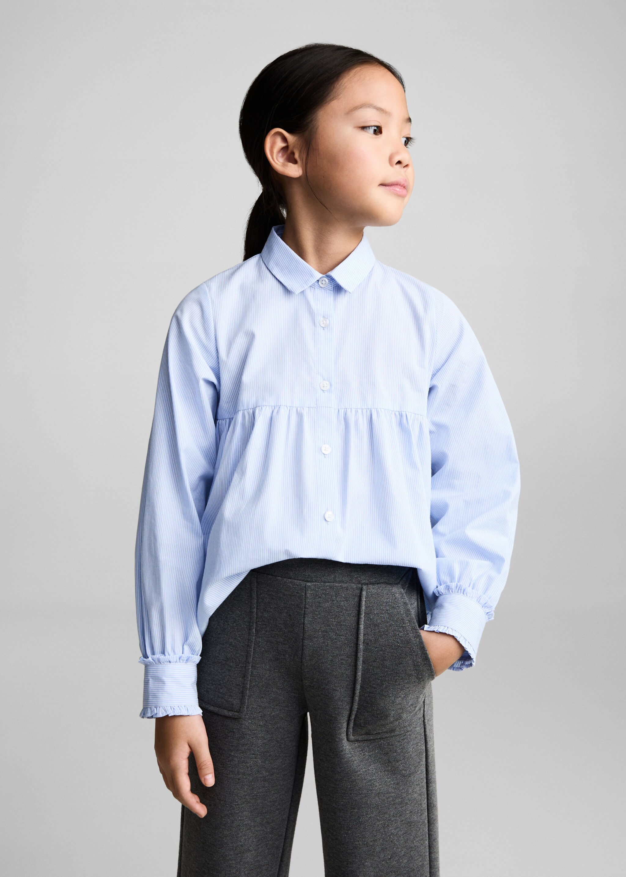 Straight knitted trousers - Medium plane, Charcoal. Ref: 87050621-00.