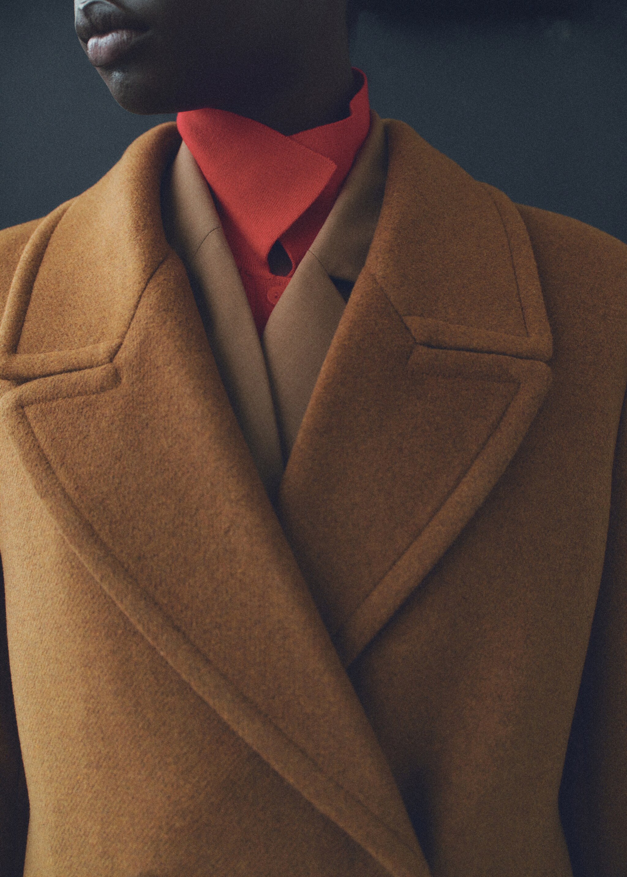 Double-breasted wool coat - Details of the article 6, Ochre. Ref: 87050624-00.
