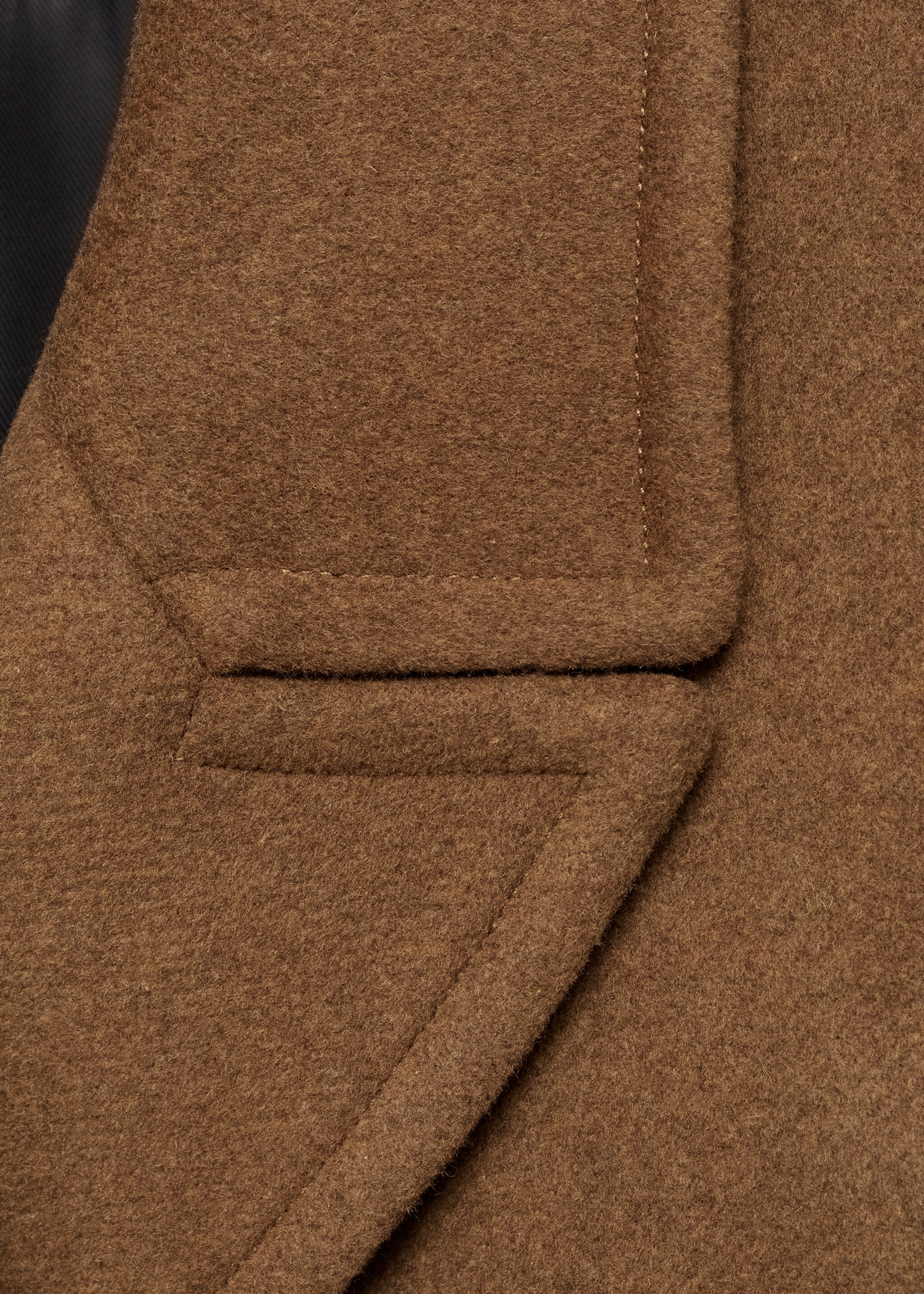 Double-breasted wool coat - Details of the article 8, Ochre. Ref: 87050624-00.