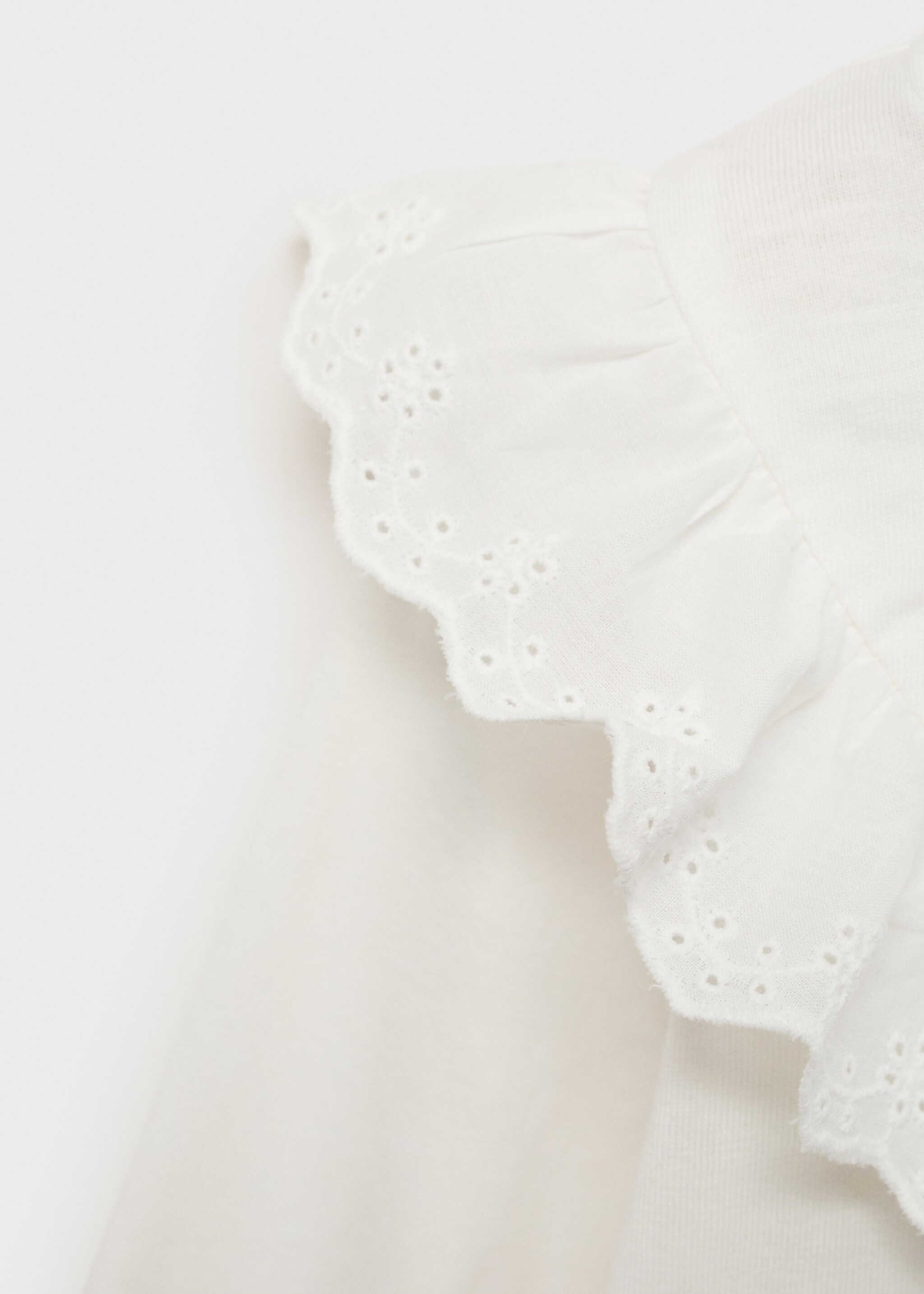 Ruffle cotton T-shirt - Details of the article 8, Off White. Ref: 87050626-00.