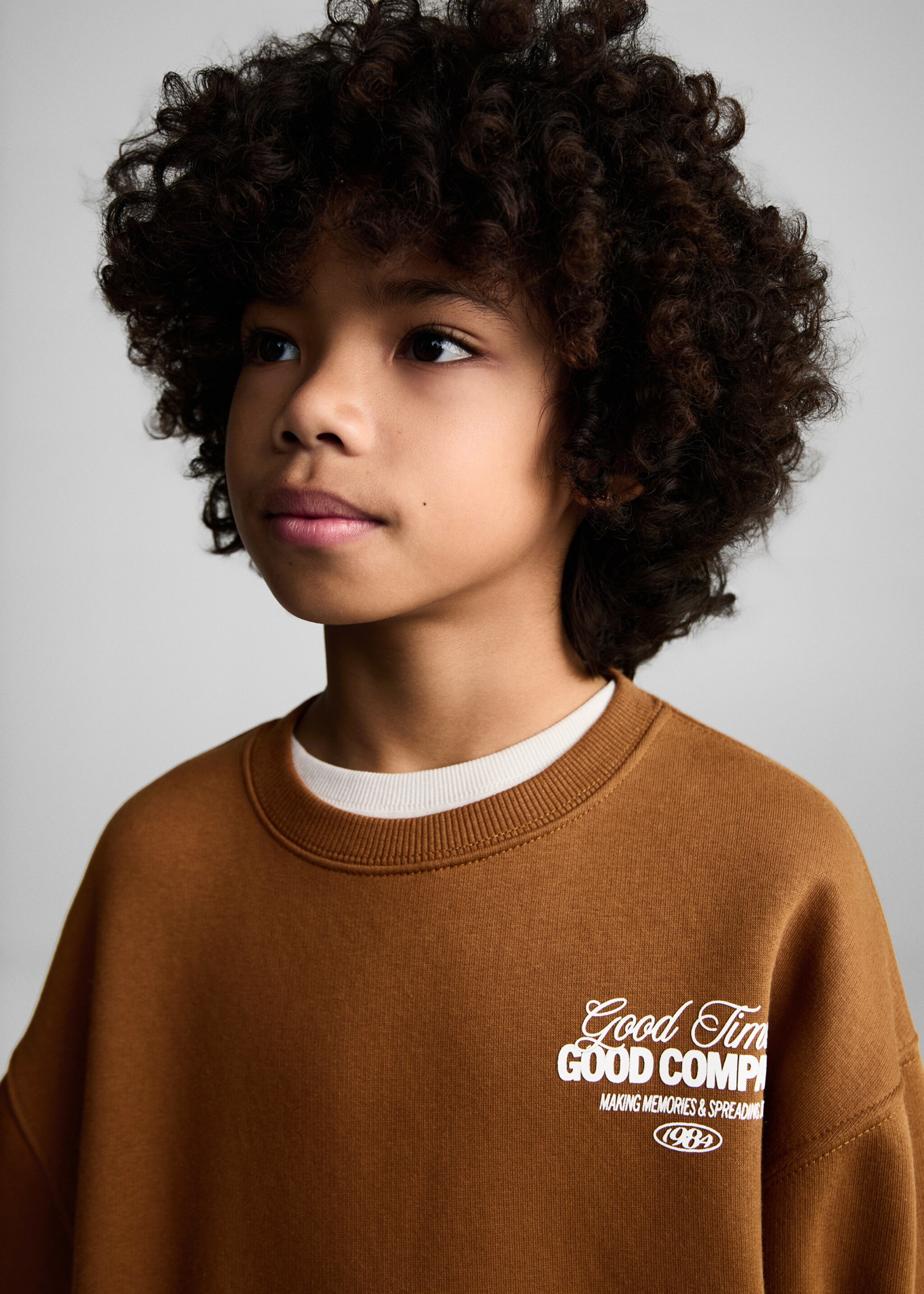 Message pattern sweatshirt - Details of the article 1, Caramel. Ref: 87050635-00.