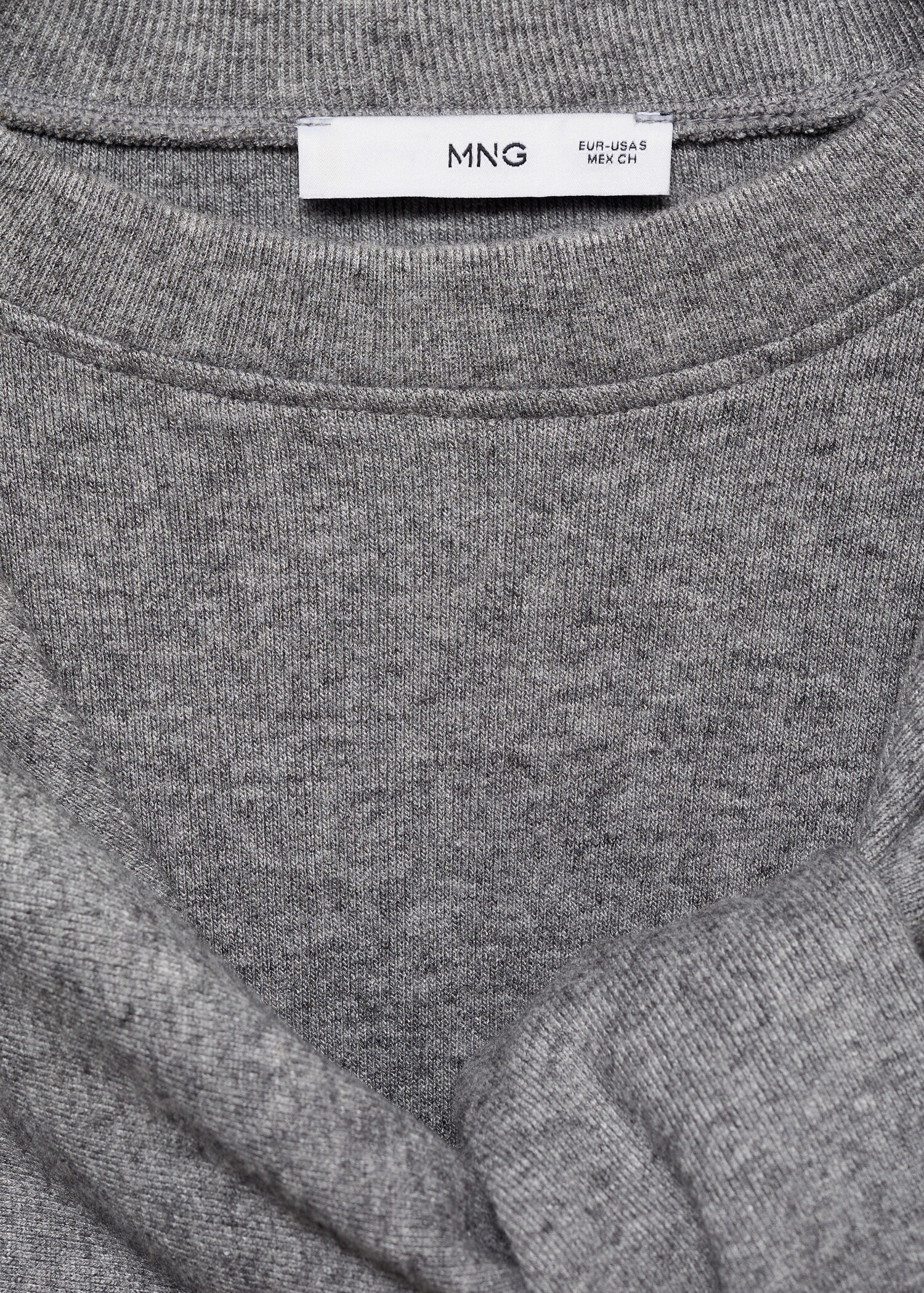 Sweatshirt with decorative sleeve - Details of the article 0