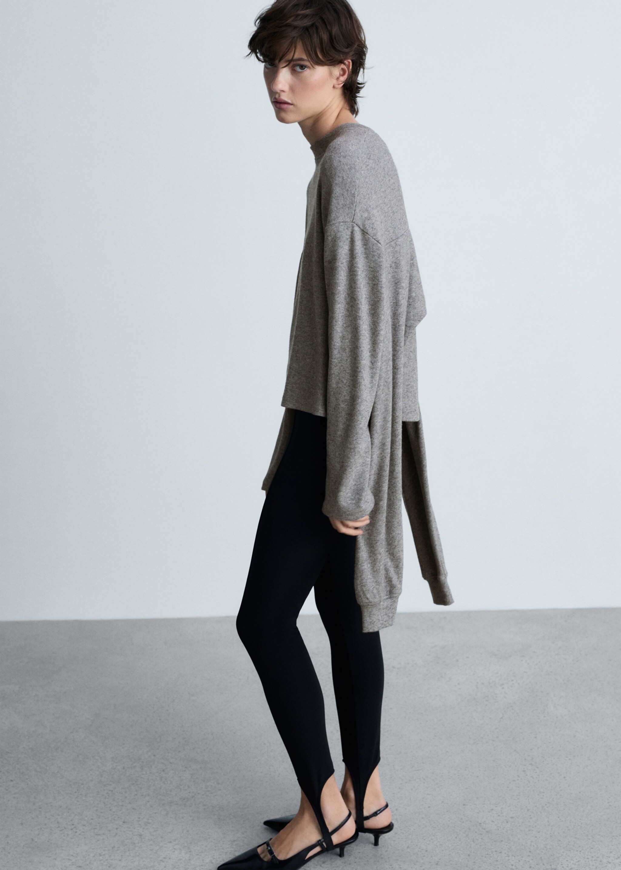 Sweatshirt with decorative sleeve - Details of the article 2, Grey. Ref: 87050636-00.