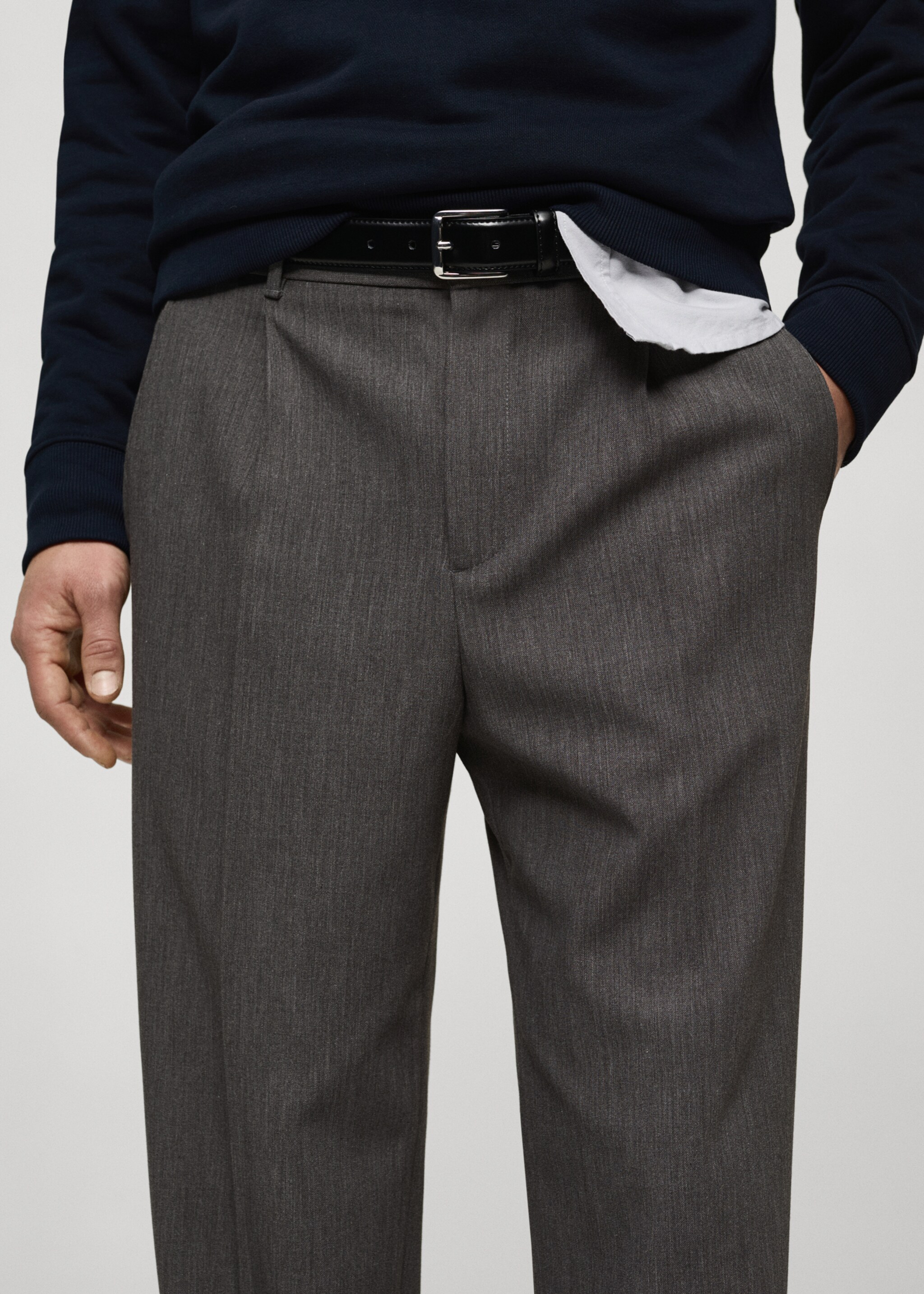 Straight-fit pleated trousers - Details of the article 1, Grey. Ref: 87050640-00.