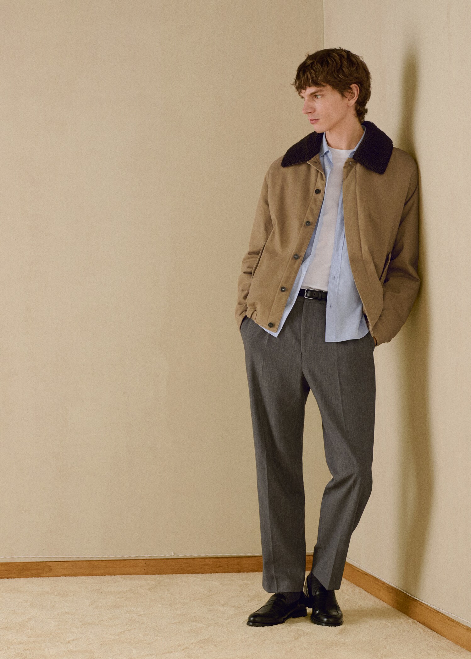 Straight-fit pleated trousers - Details of the article 5