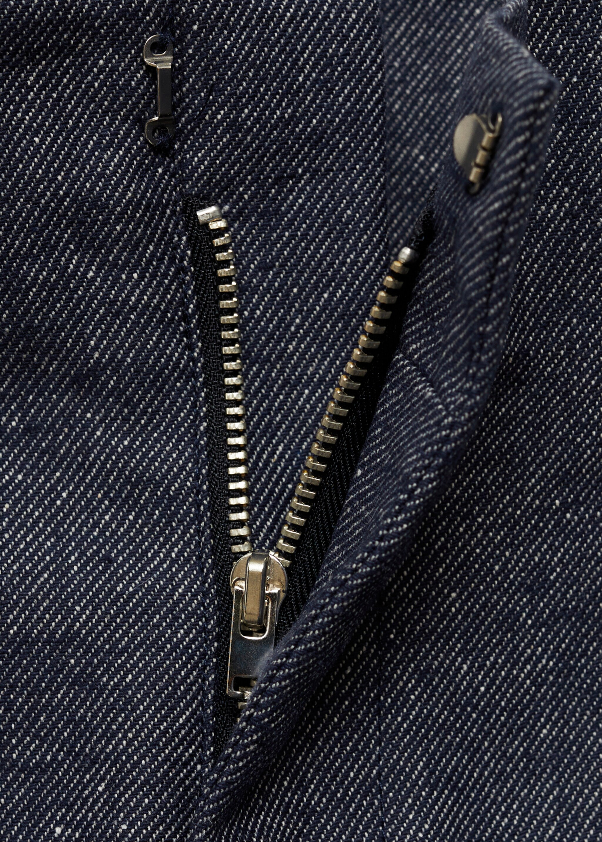 Pantalon wideleg pinces - Détail de l'article 8, Bleu marine foncé. Ref: 87050647-00.