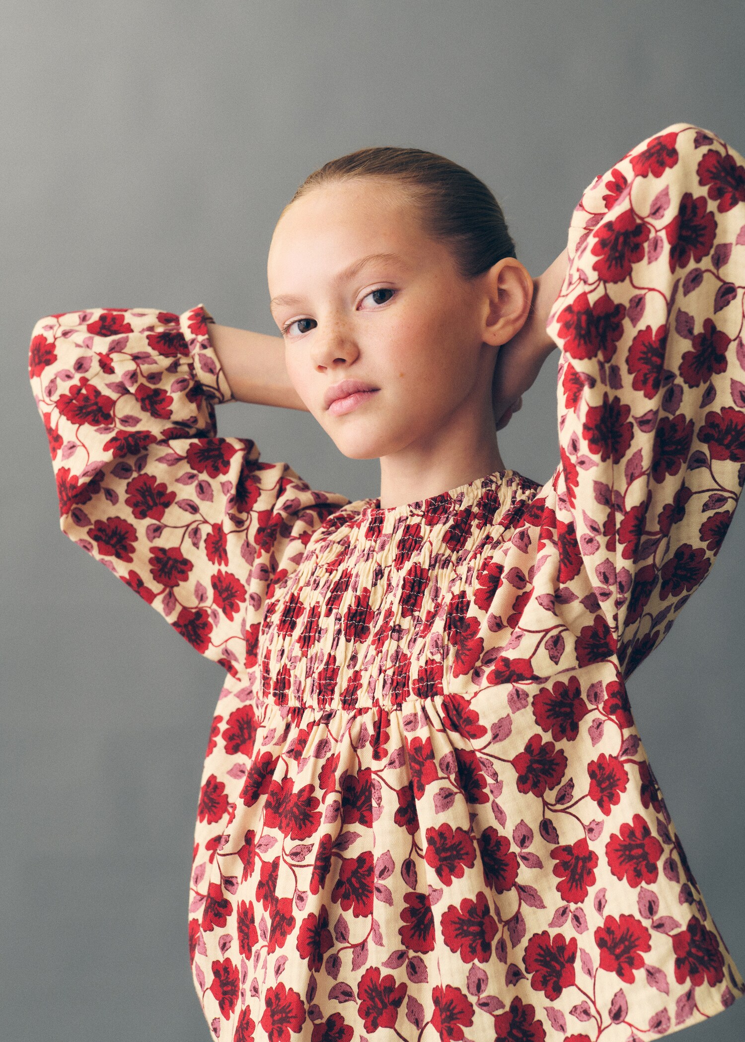 Baumwollbluse mit Blumenmuster - Detail des Artikels 5