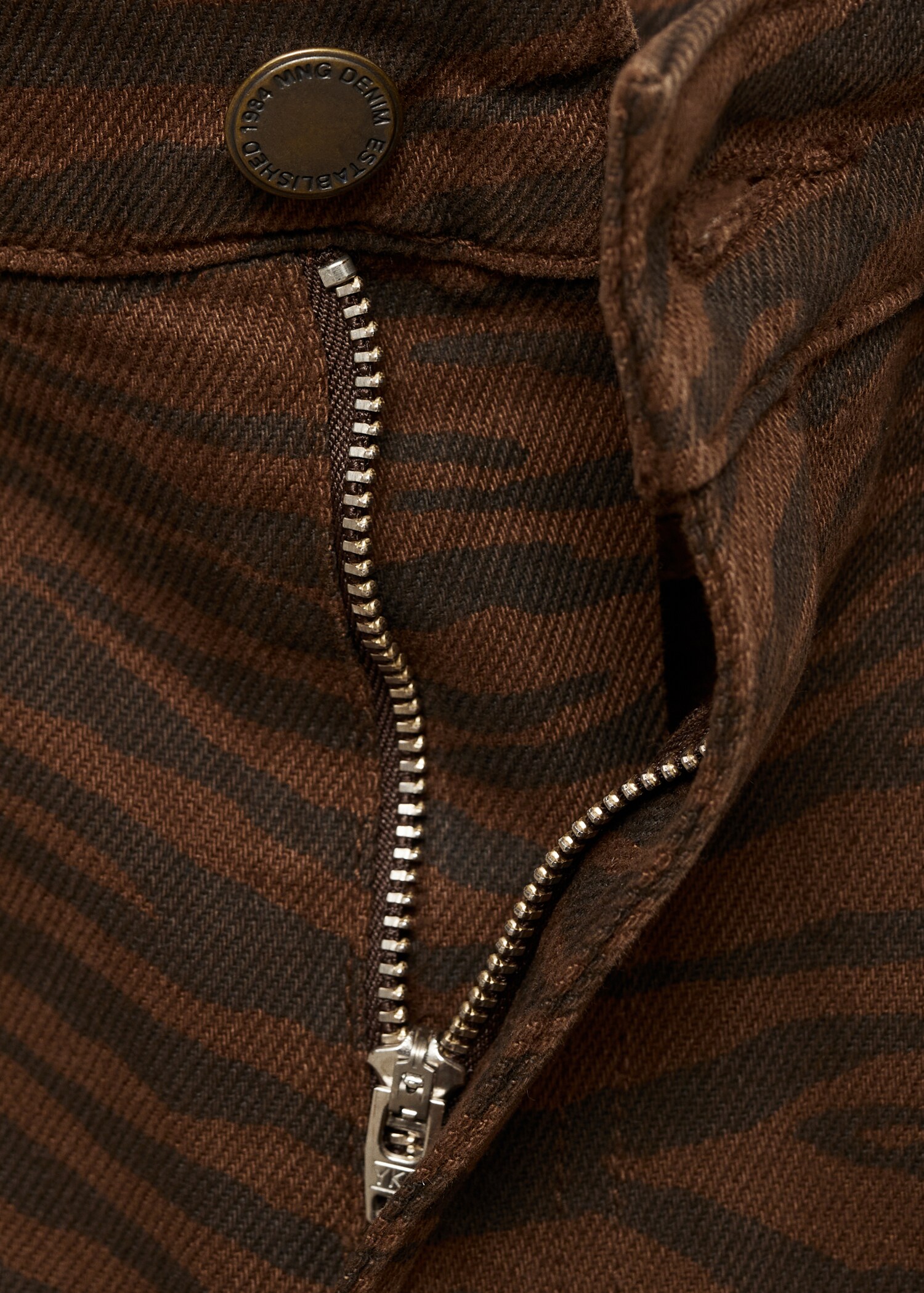 Zebra-print straight-fit jeans - Details of the article 0