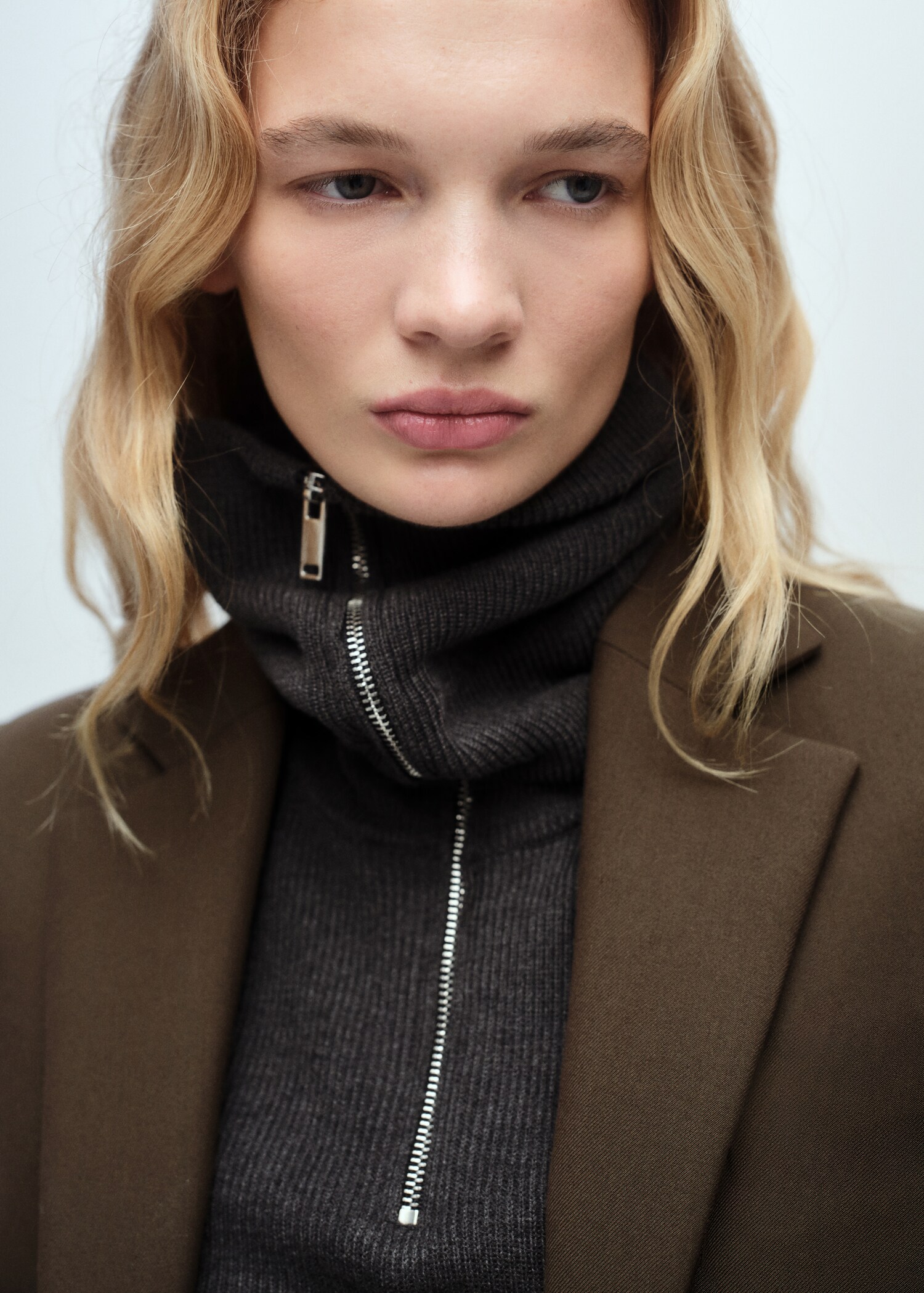 Straight-fit suit blazer - Details of the article 1