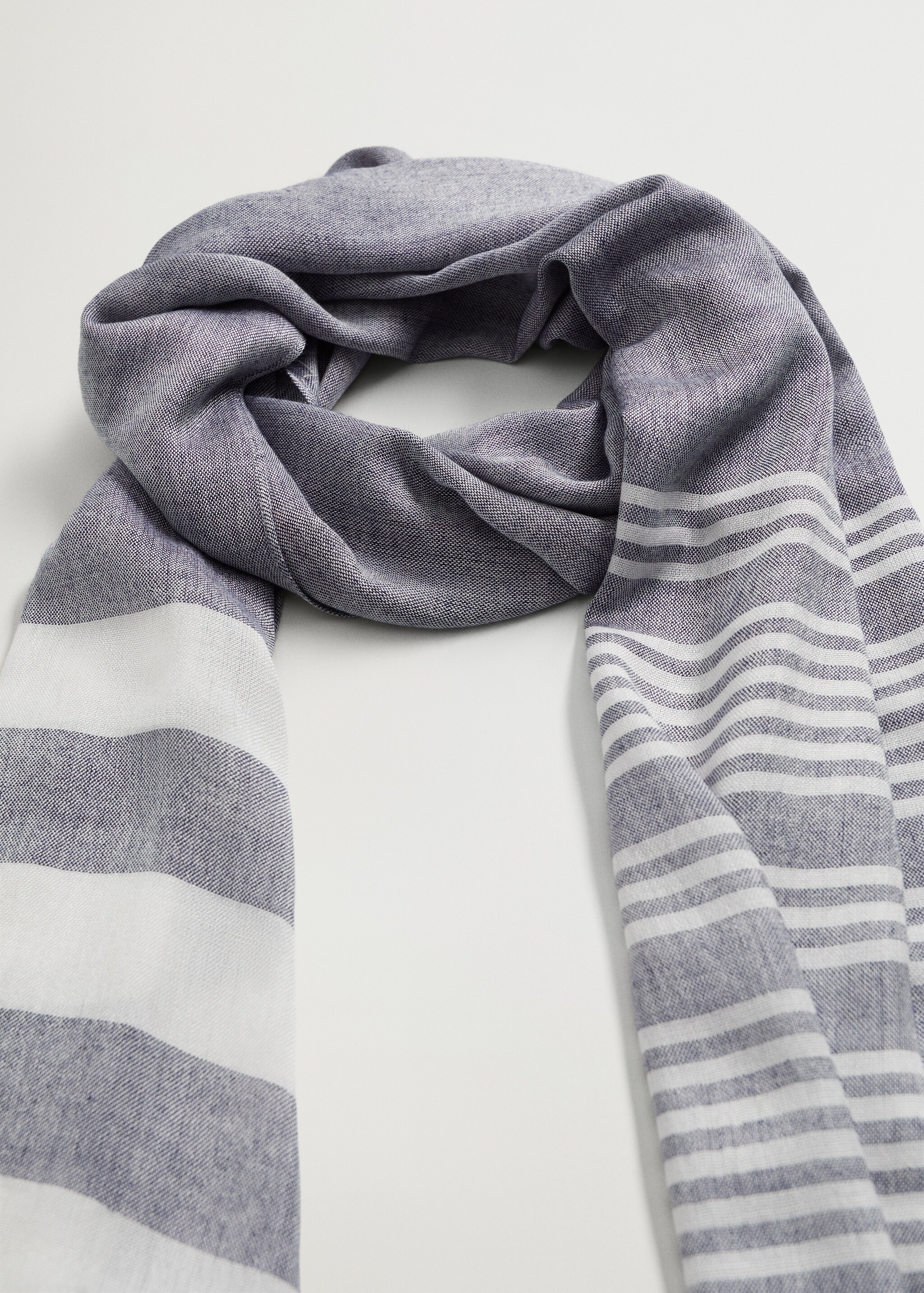 Striped lightweight scarf - Medium plane