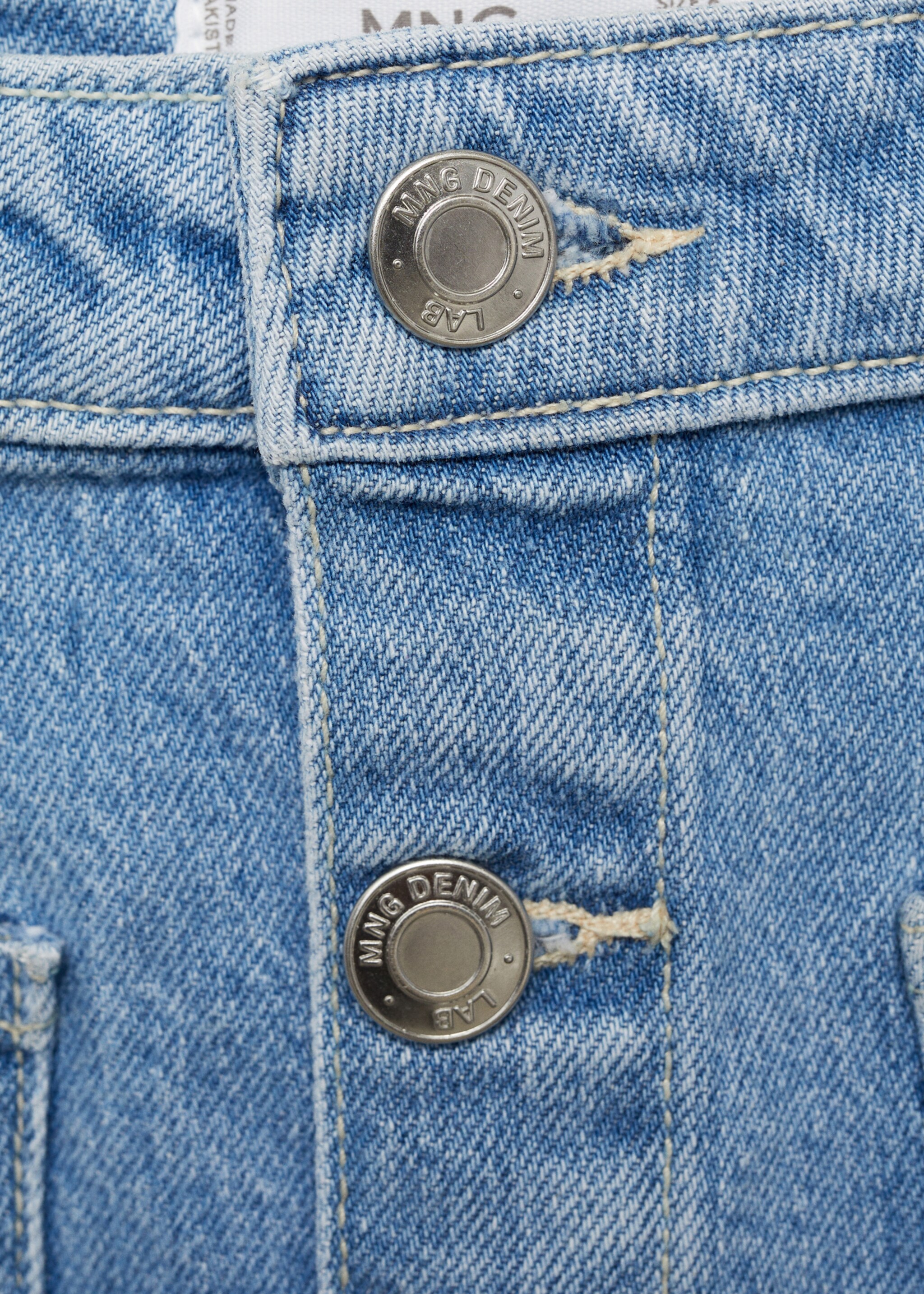 Buttoned denim skirt - Details of the article 8, Medium Blue. Ref: 87051046-00.