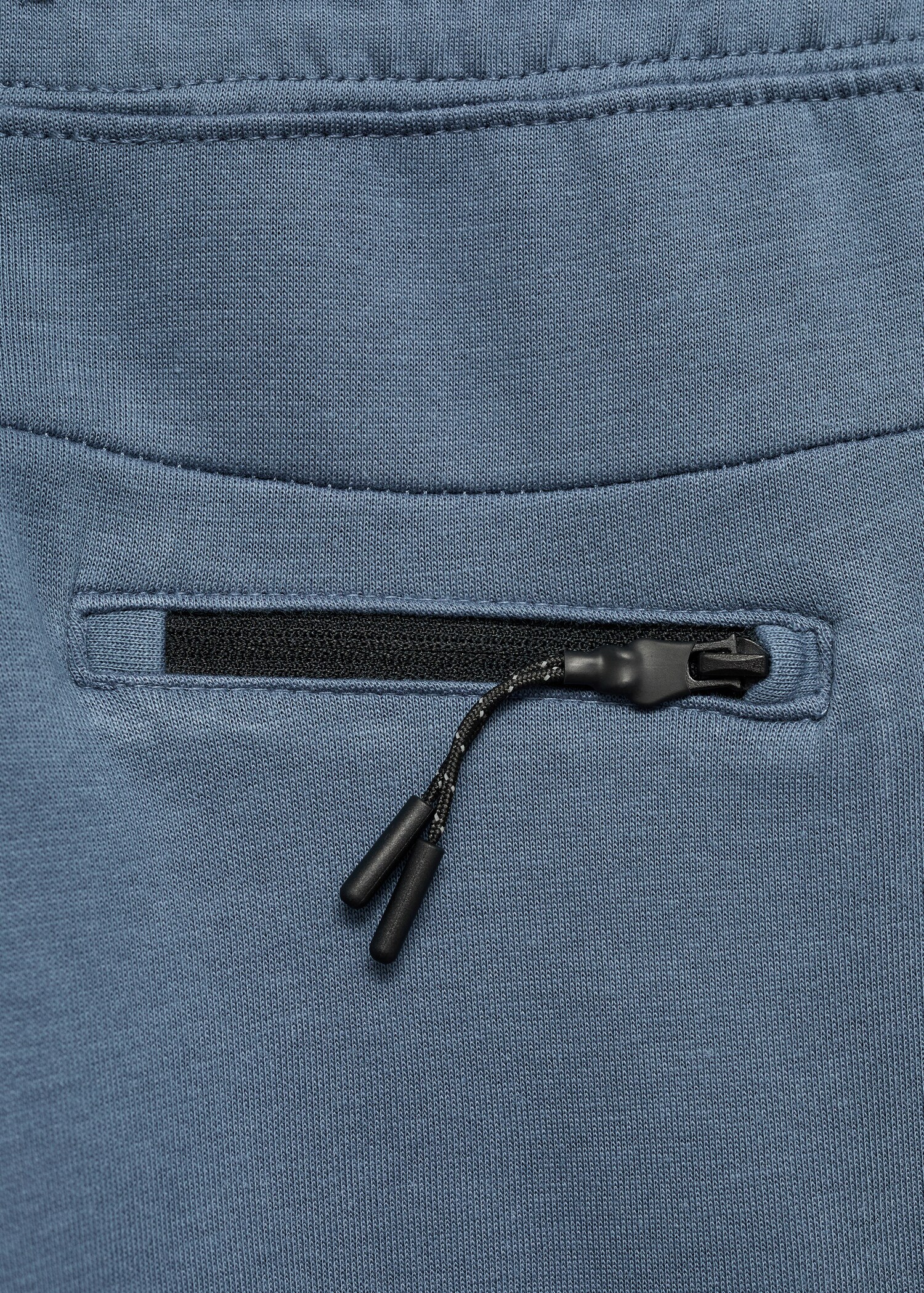 Jogger trousers with elastic waist - Details of the article 8