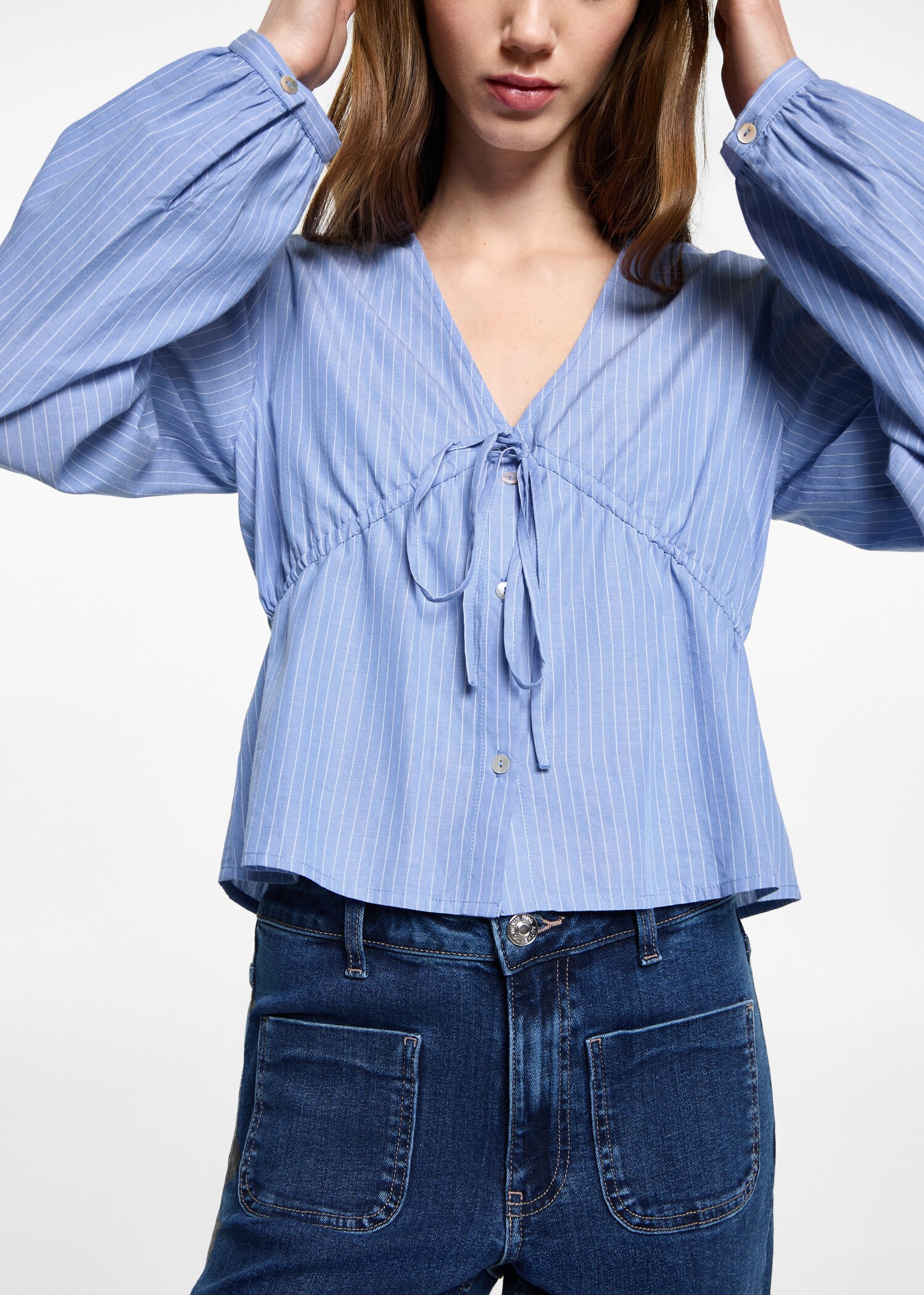 Striped bow blouse - Details of the article 6