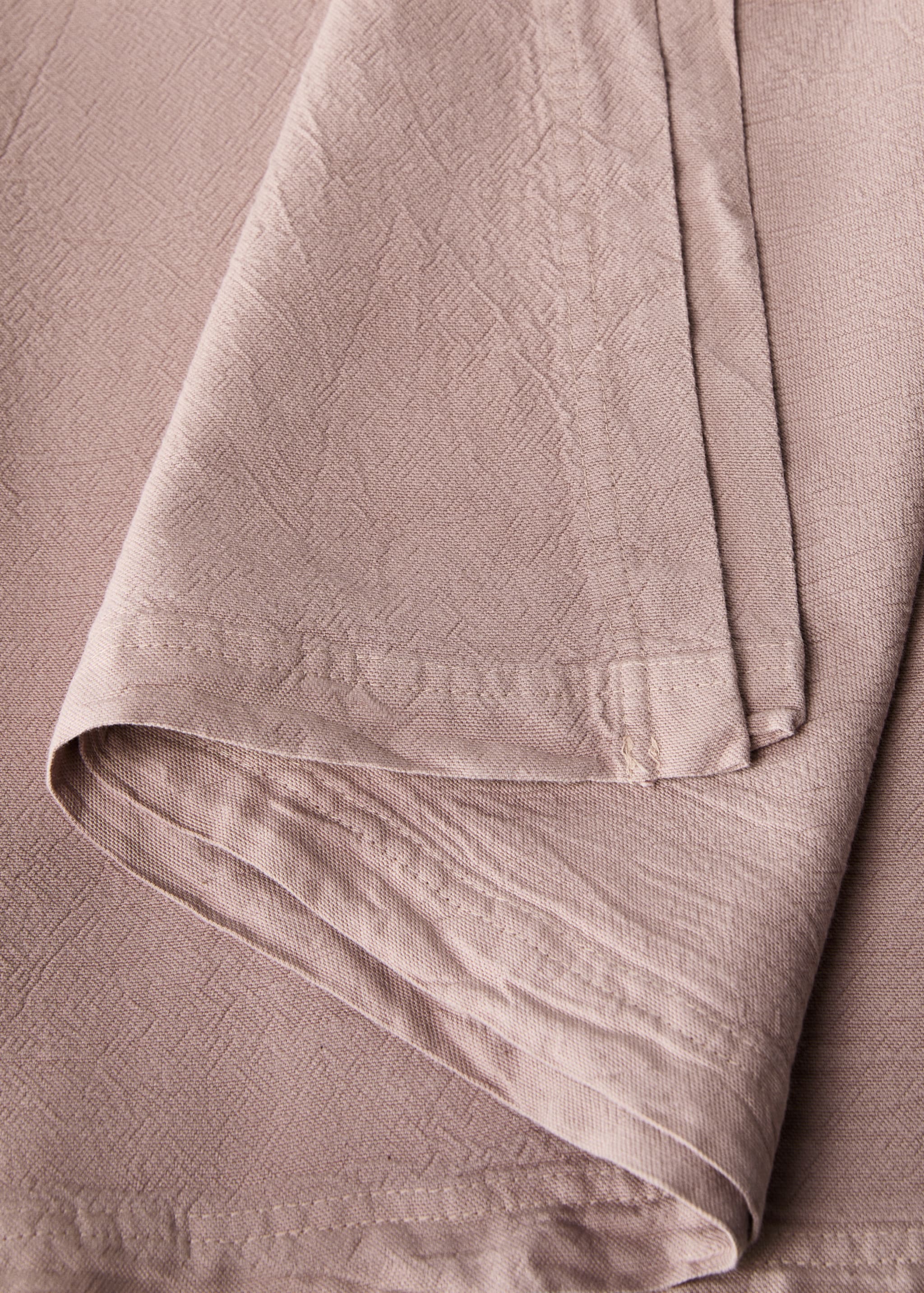 100% cotton tablecloth for 6 to 8 people - Details of the article 1, Medium Pink. Ref: 87052547-00.