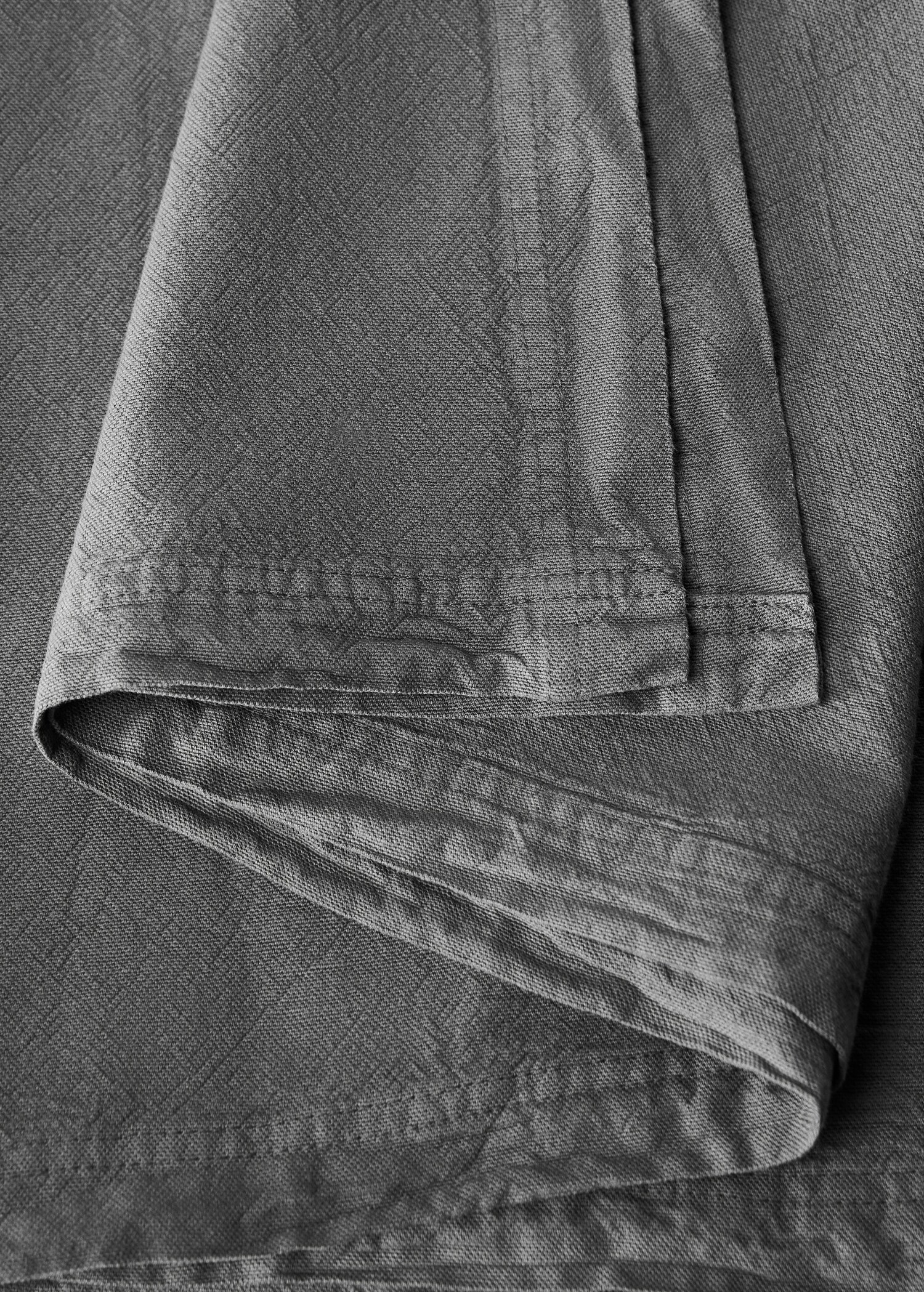 100% cotton tablecloth for 6 to 8 people - Details of the article 1