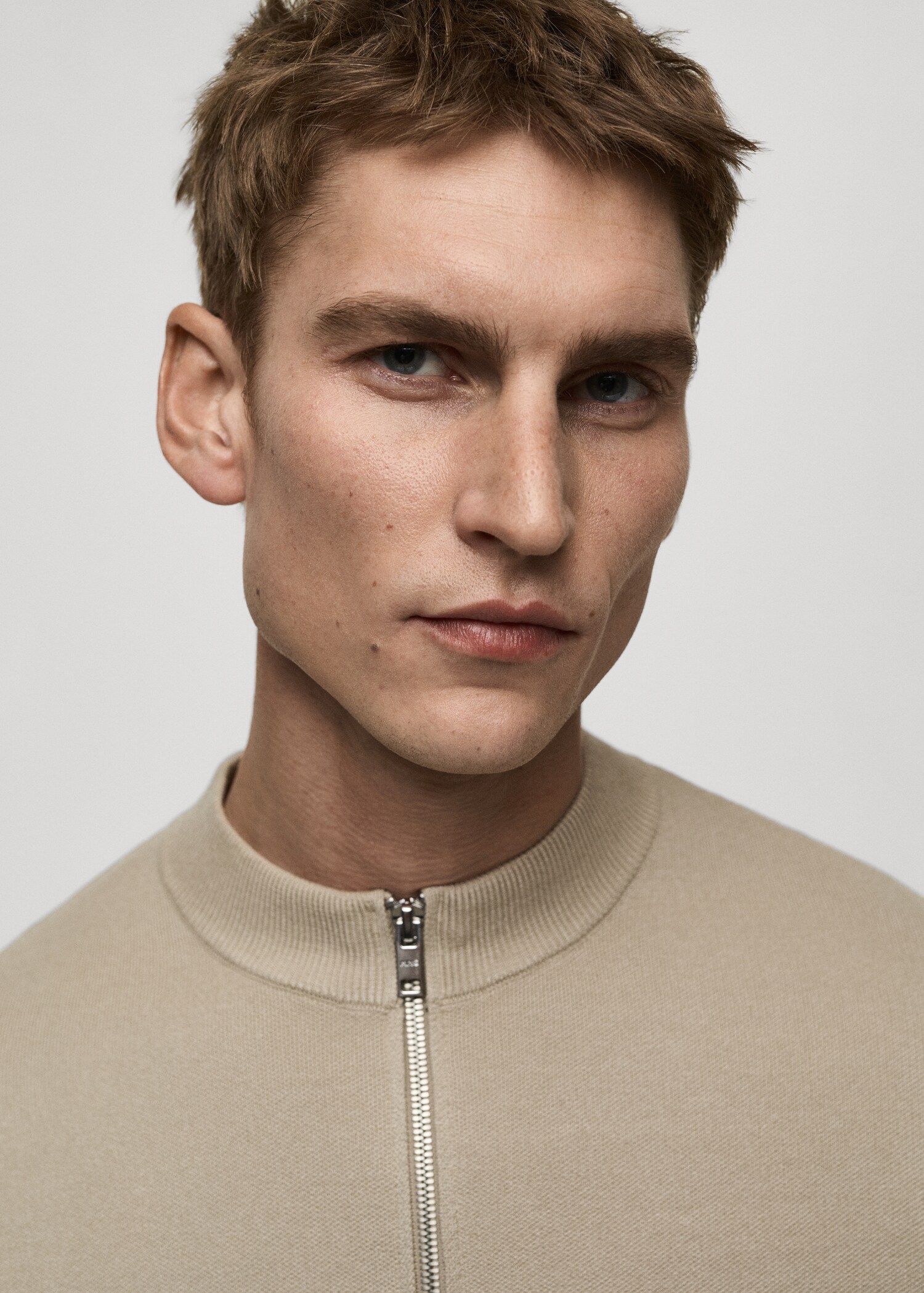 Zipped knit cardigan - Details of the article 1