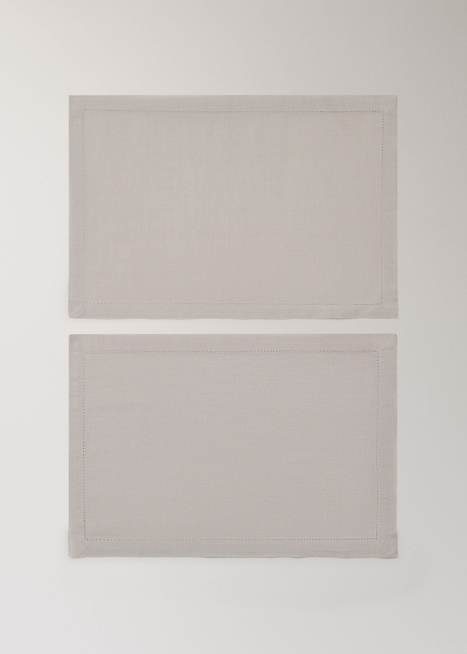 Cotton placemat with hemstitch - Article without model