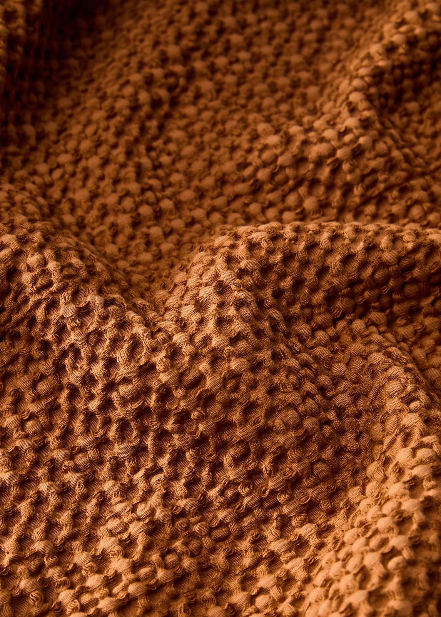 Garment-dyed waffle cotton bedspread for 130/150 cm bed - Details of the article 1