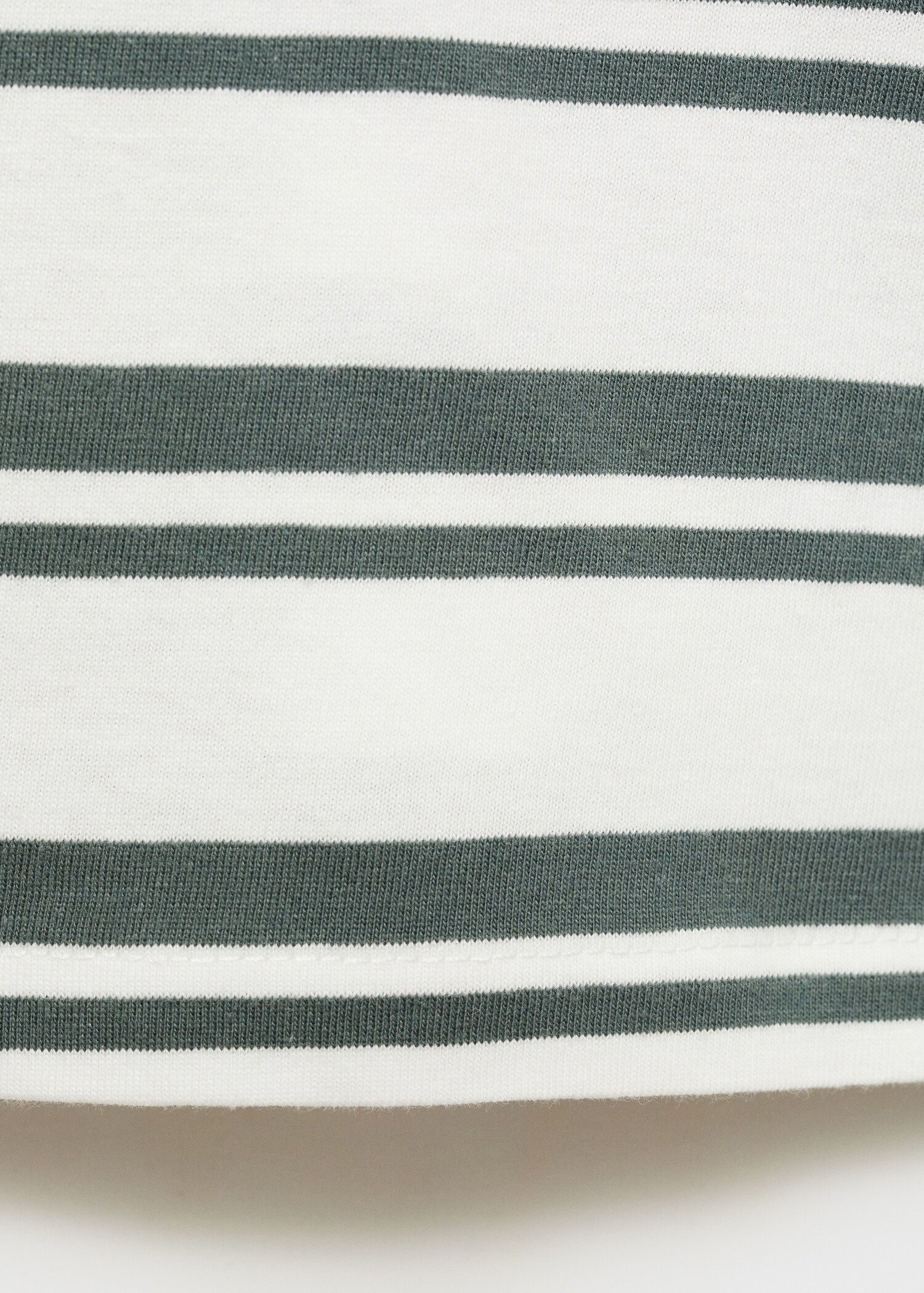 Gestreiftes T-Shirt aus 100 % Baumwolle - Detail des Artikels 0