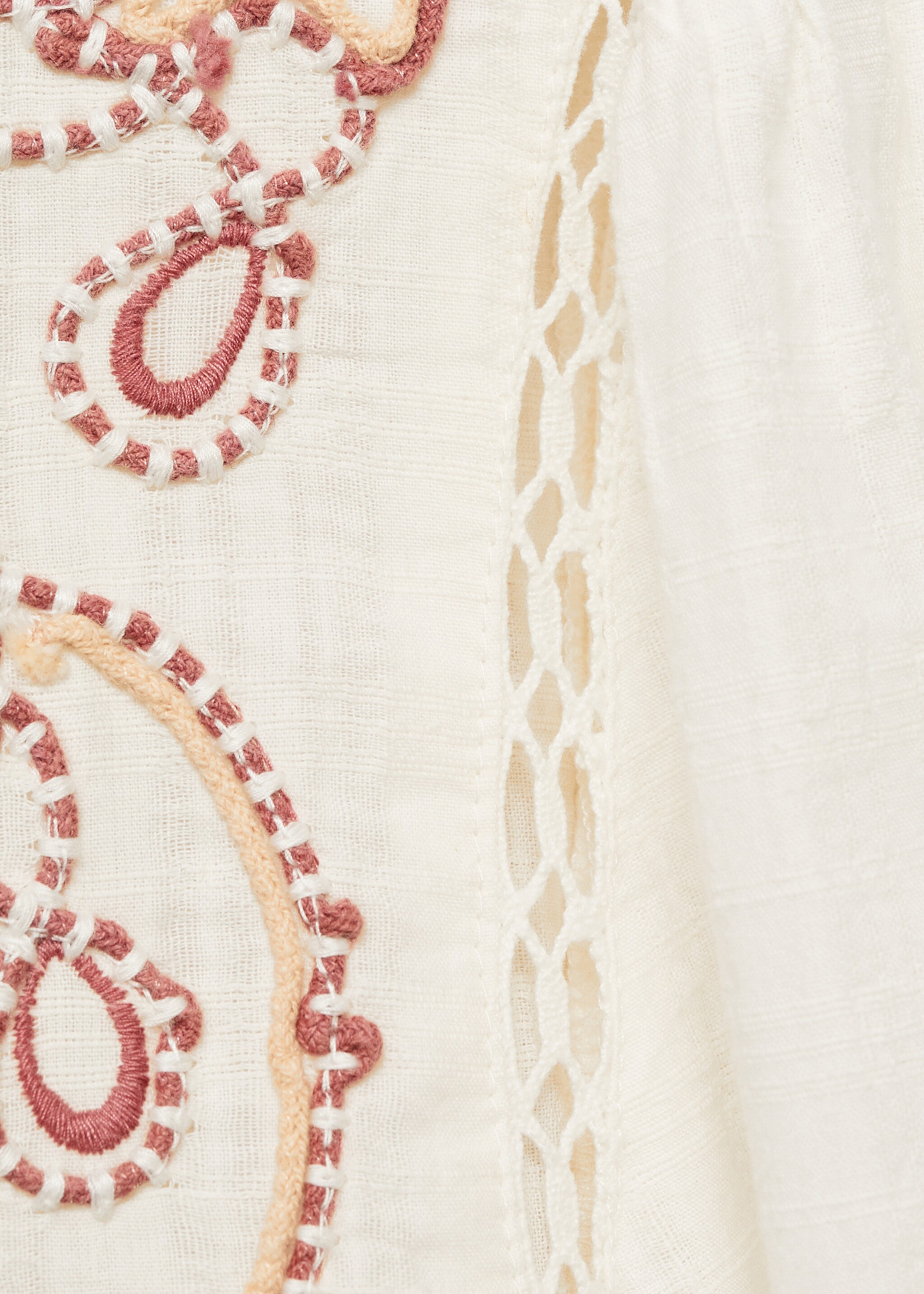 Blusa algodón bordados - Detalle del artículo 8, Blanco roto. Ref: 87053278-00.